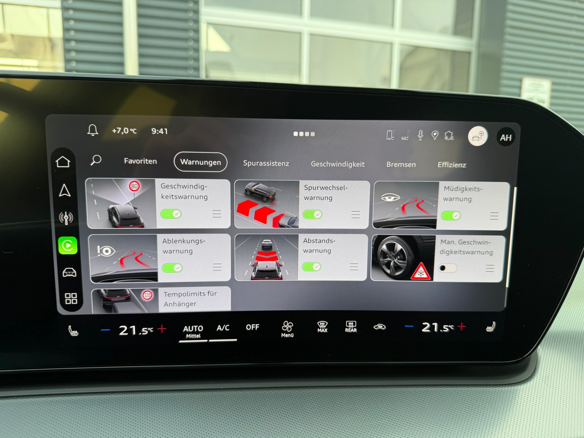 AUDI Q3 SUV TFSI quattro 150 kW S tronic-image-21