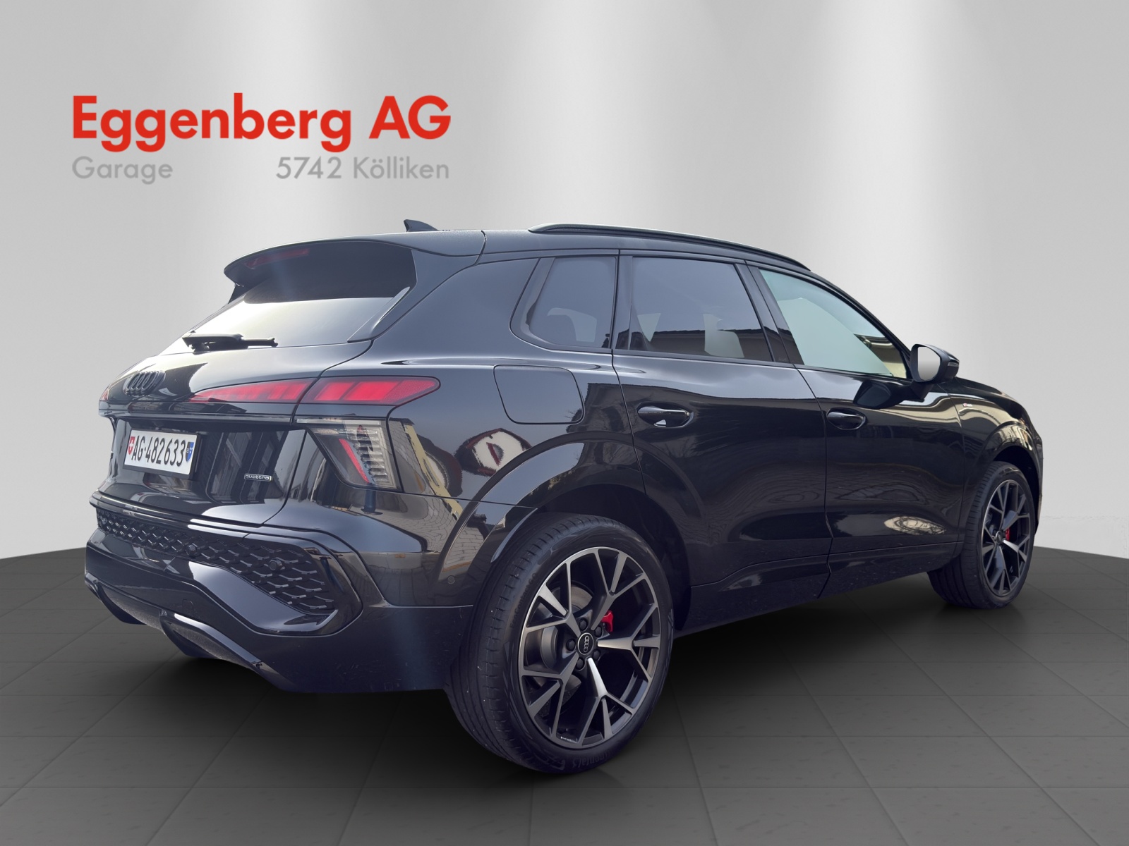 AUDI Q3 SUV TFSI quattro 150 kW S tronic-image-4