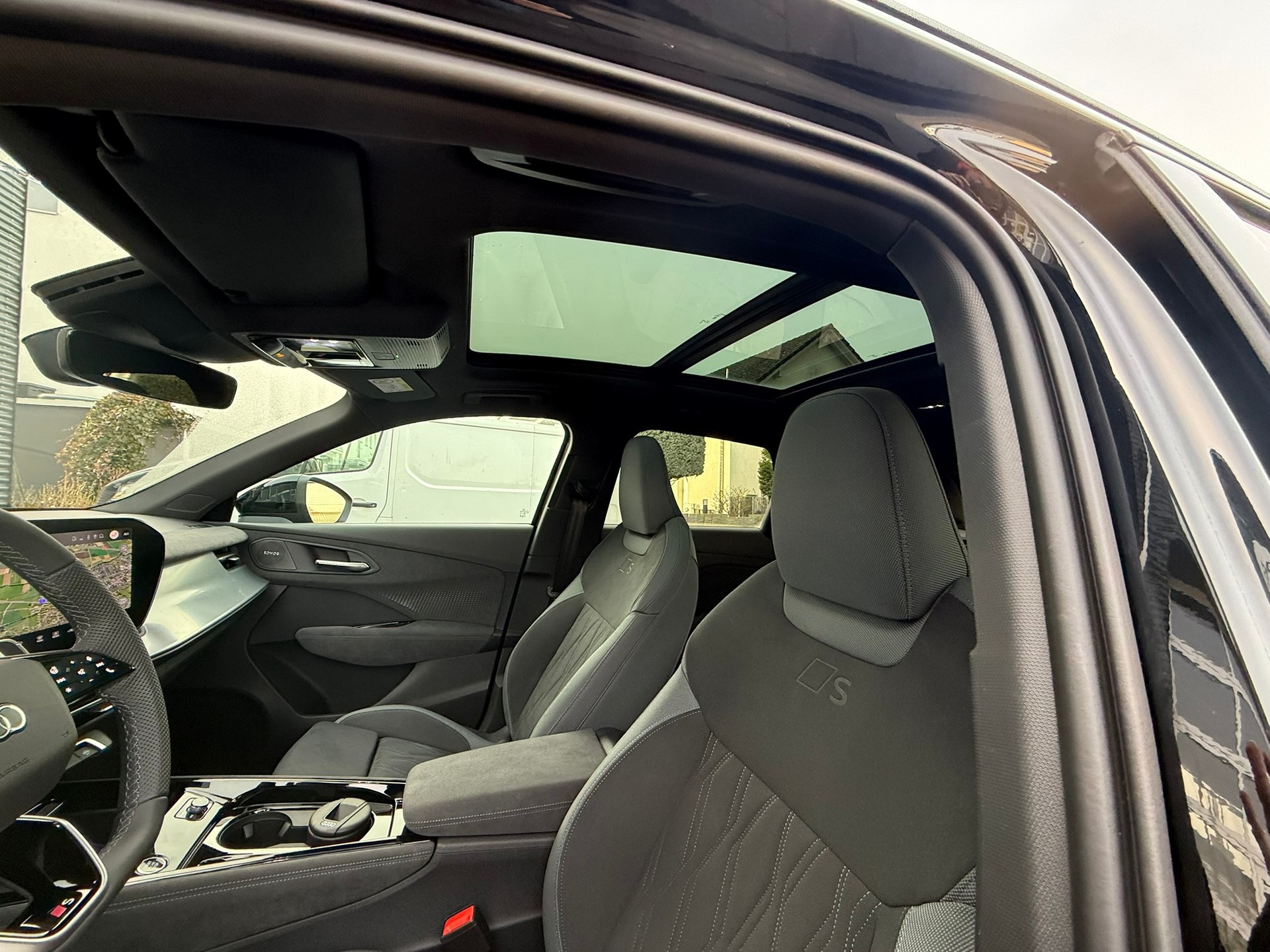 AUDI Q3 SUV TFSI quattro 150 kW S tronic-image-13