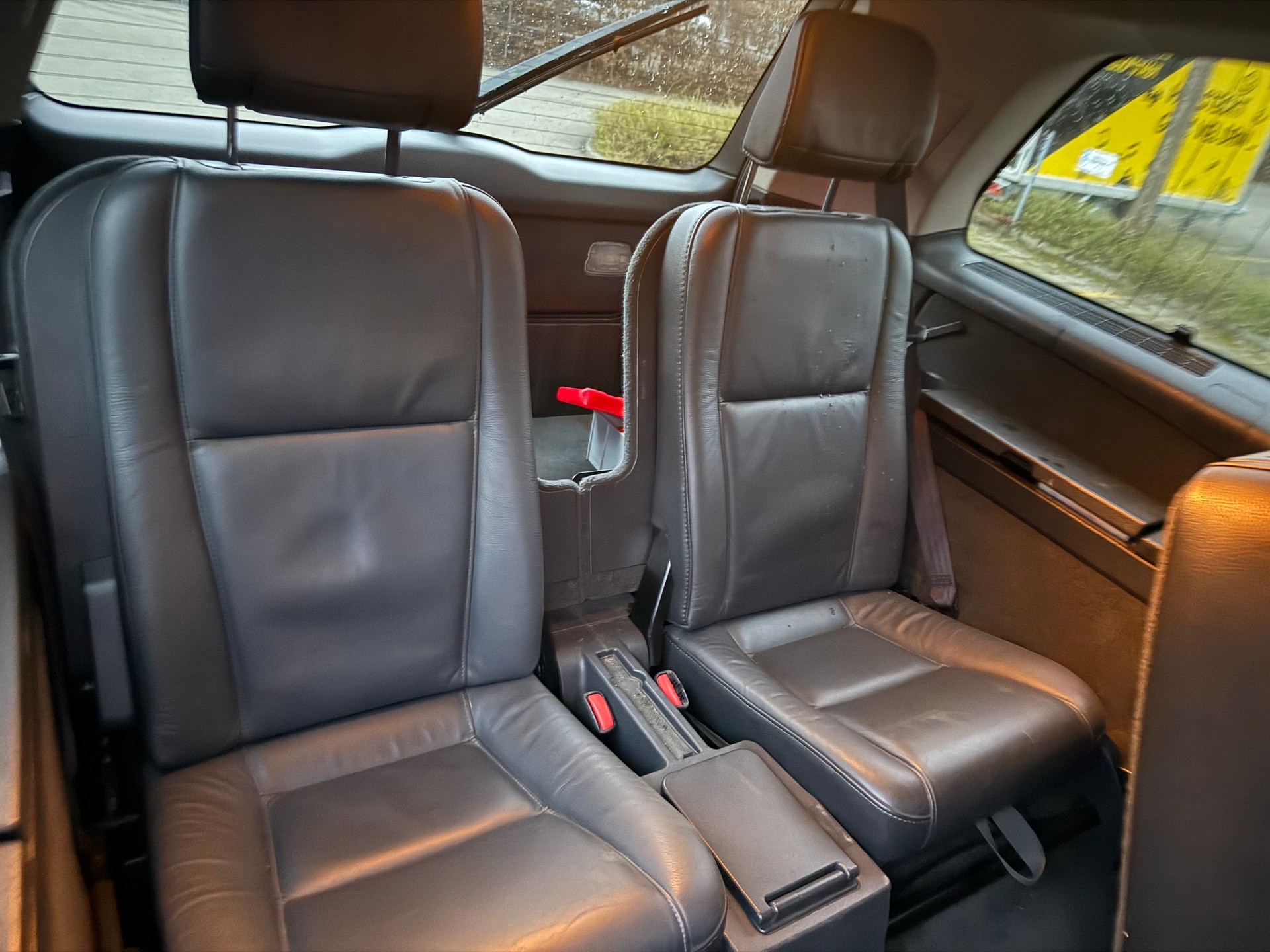VOLVO XC90 D5 AWD Momentum-image-10