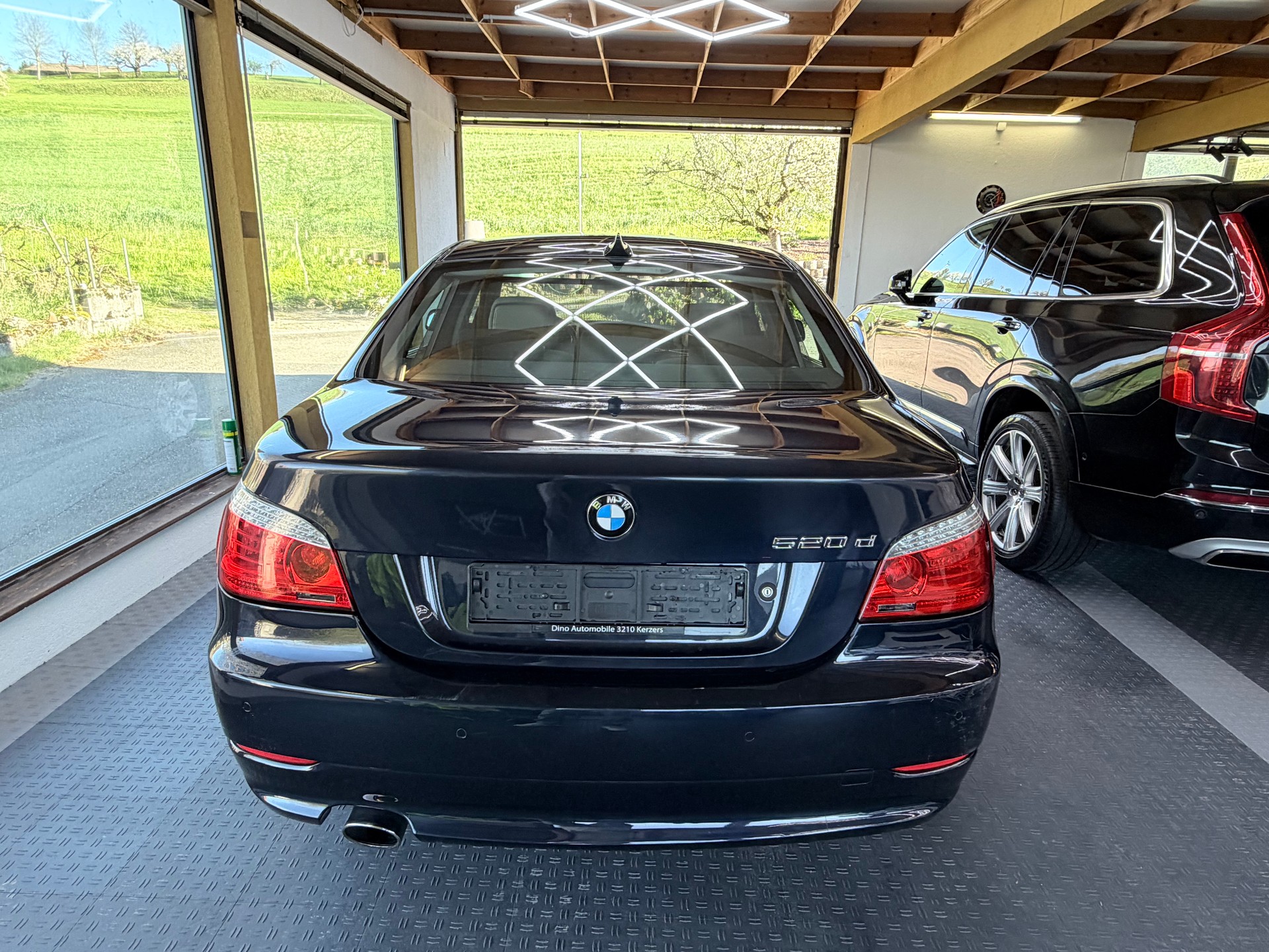 BMW 520d Steptronic-image-4