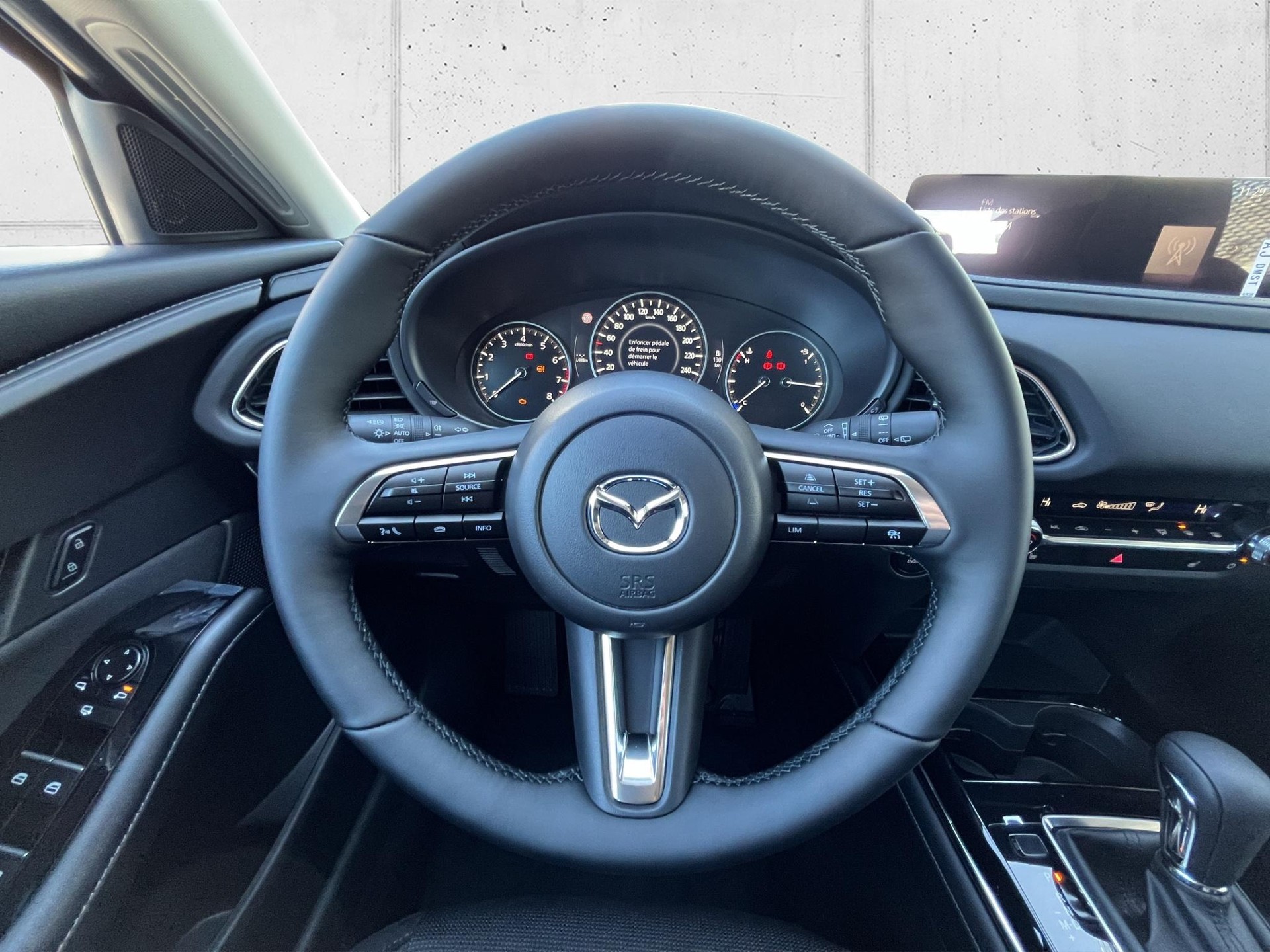 MAZDA CX-30 2.5 Centre-Line-image-9