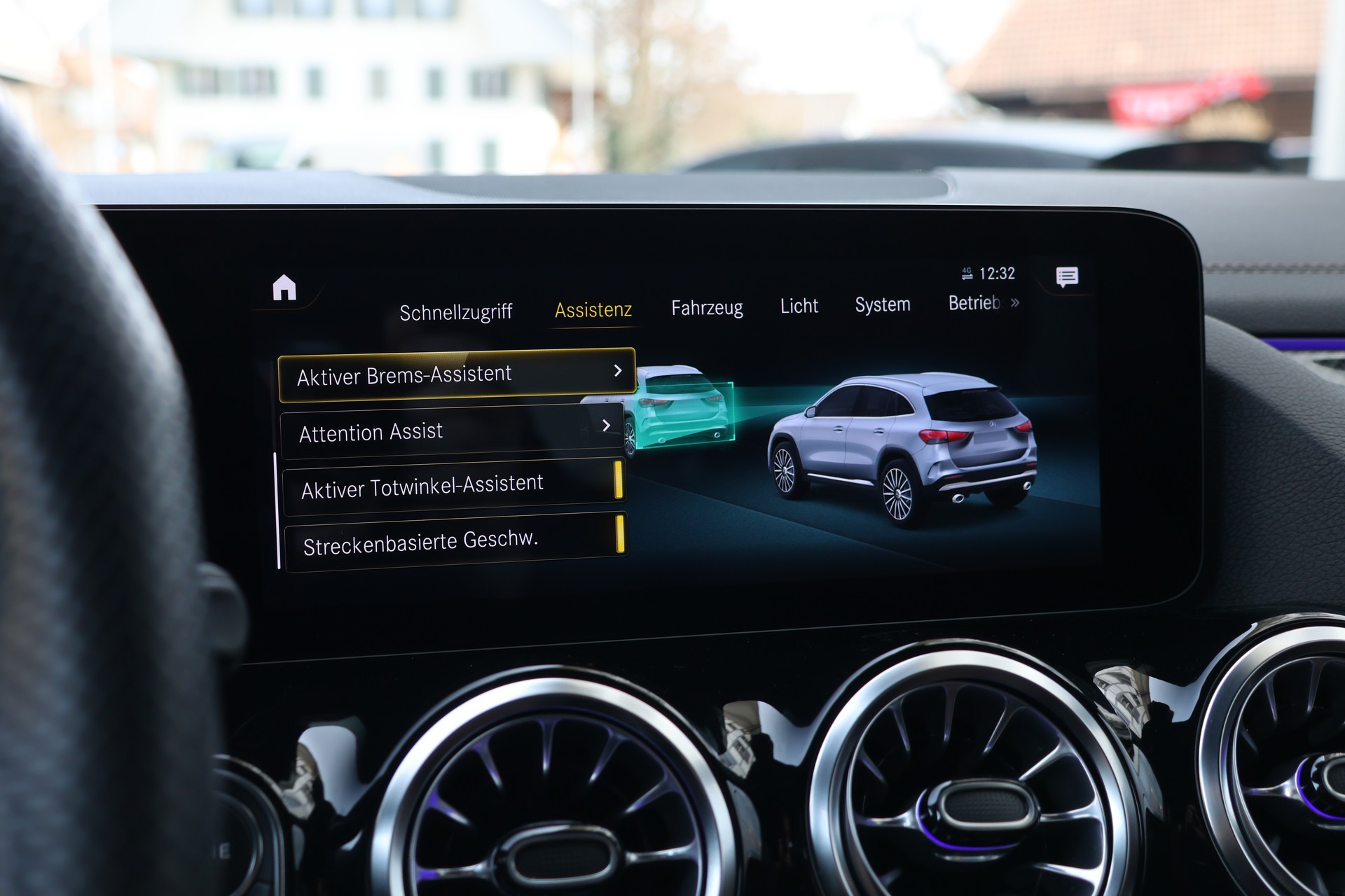 MERCEDES-BENZ GLA 35 AMG 4Matic 8G-Speedshift DCT (CH) "Greymatte"-image-25