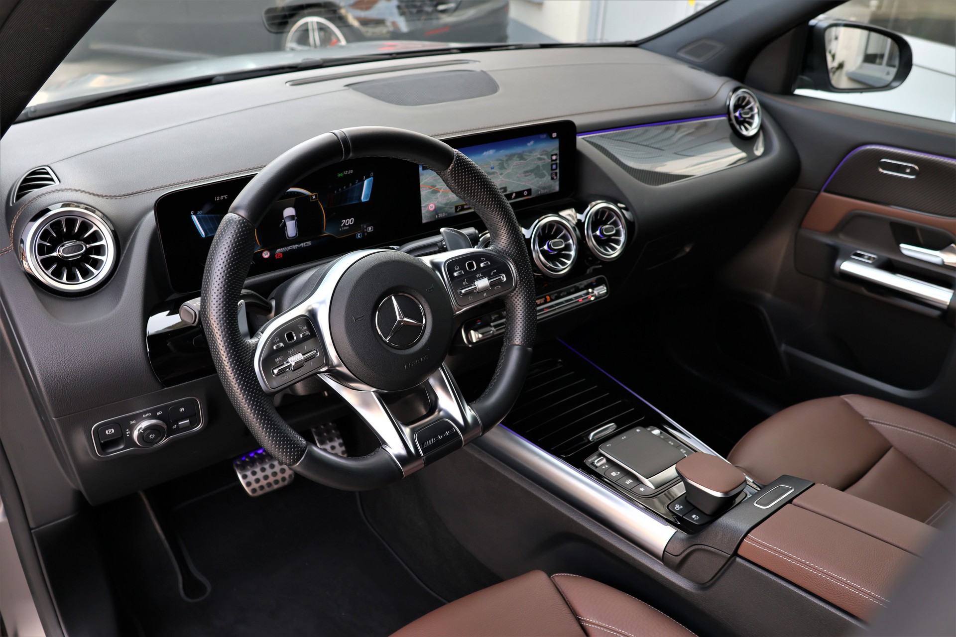 MERCEDES-BENZ GLA 35 AMG 4Matic 8G-Speedshift DCT (CH) "Greymatte"-image-10