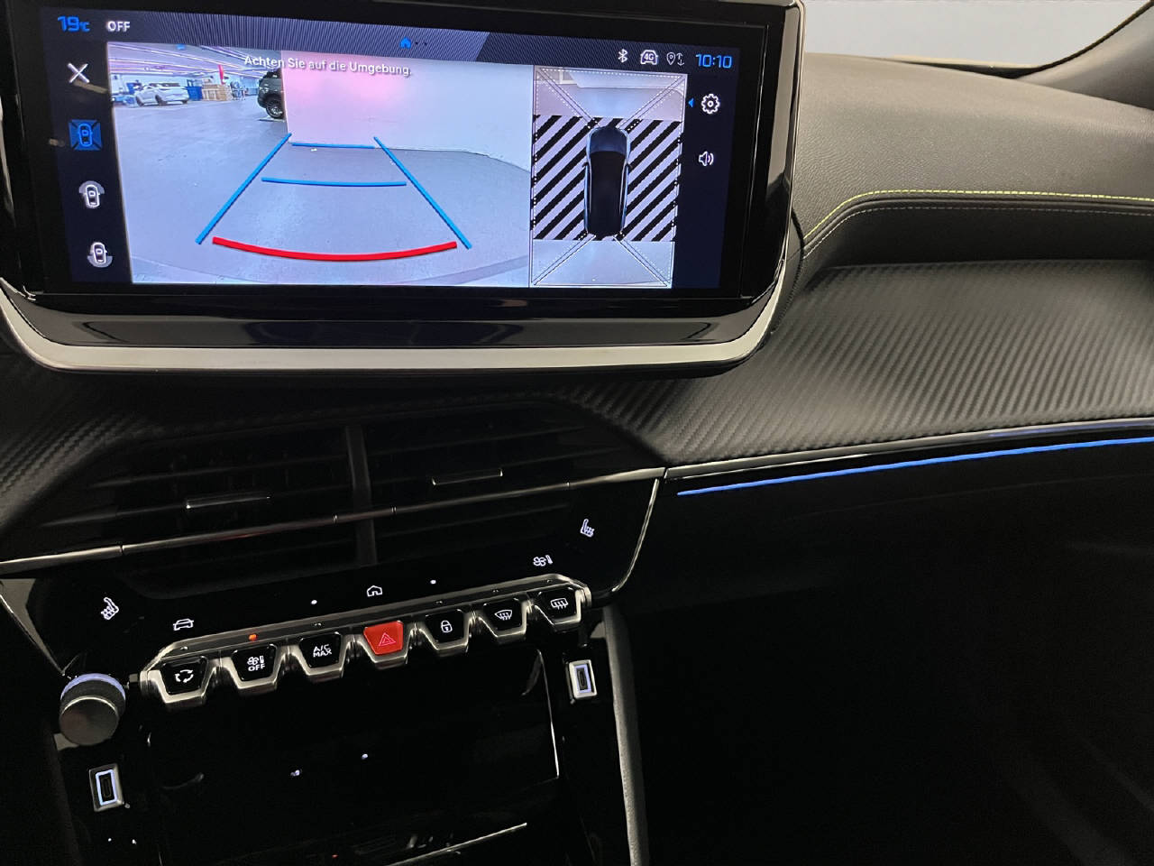 PEUGEOT 2008 1.2 Hybrid 145 GT-image-7