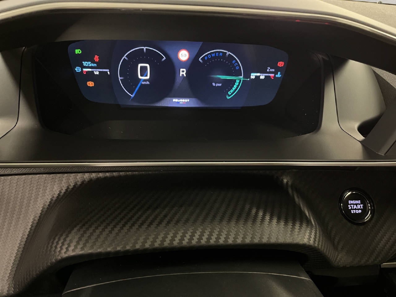PEUGEOT 2008 1.2 Hybrid 145 GT-image-9