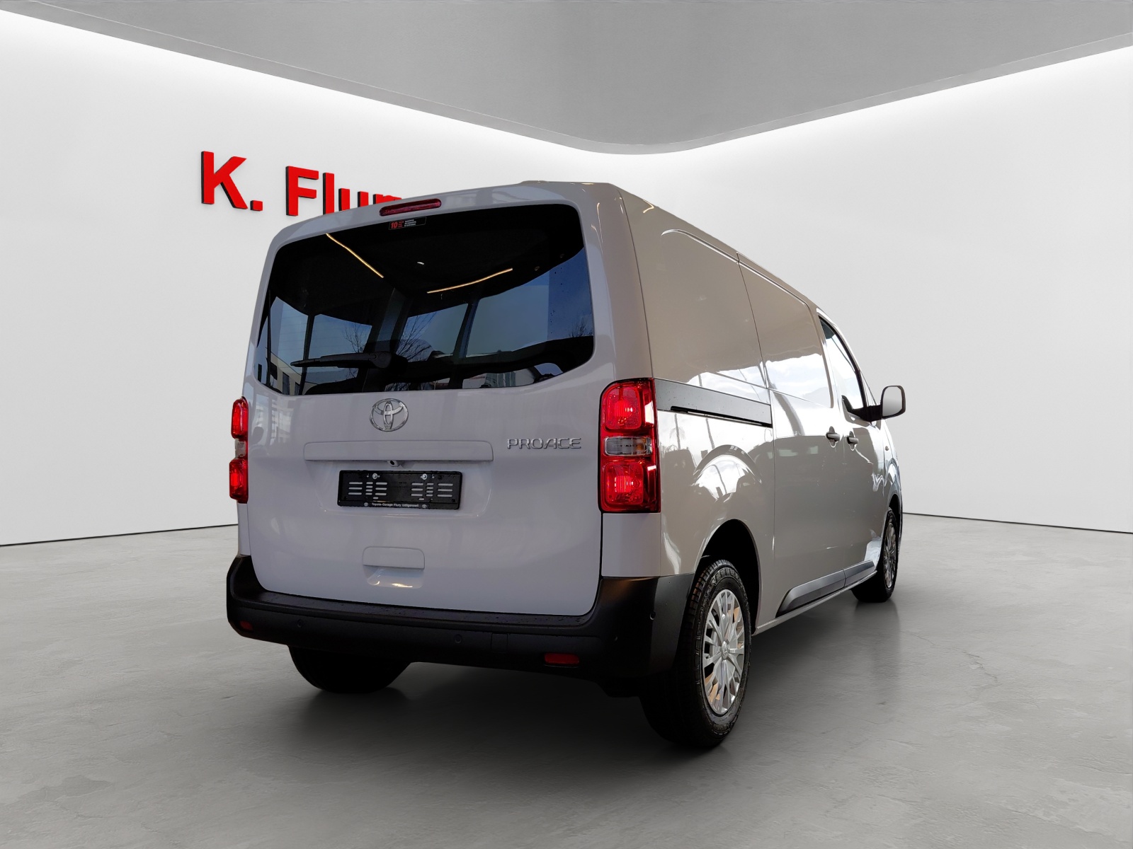 TOYOTA PROACE Van L1 2.0 D Advanced-image-4