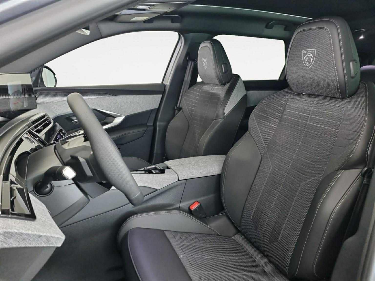 PEUGEOT 5008 145 Hybrid GT 7-Plätzer-image-4