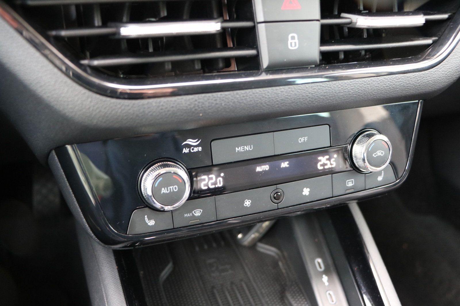 SKODA Scala 1.5 TSI Selection DSG-image-15