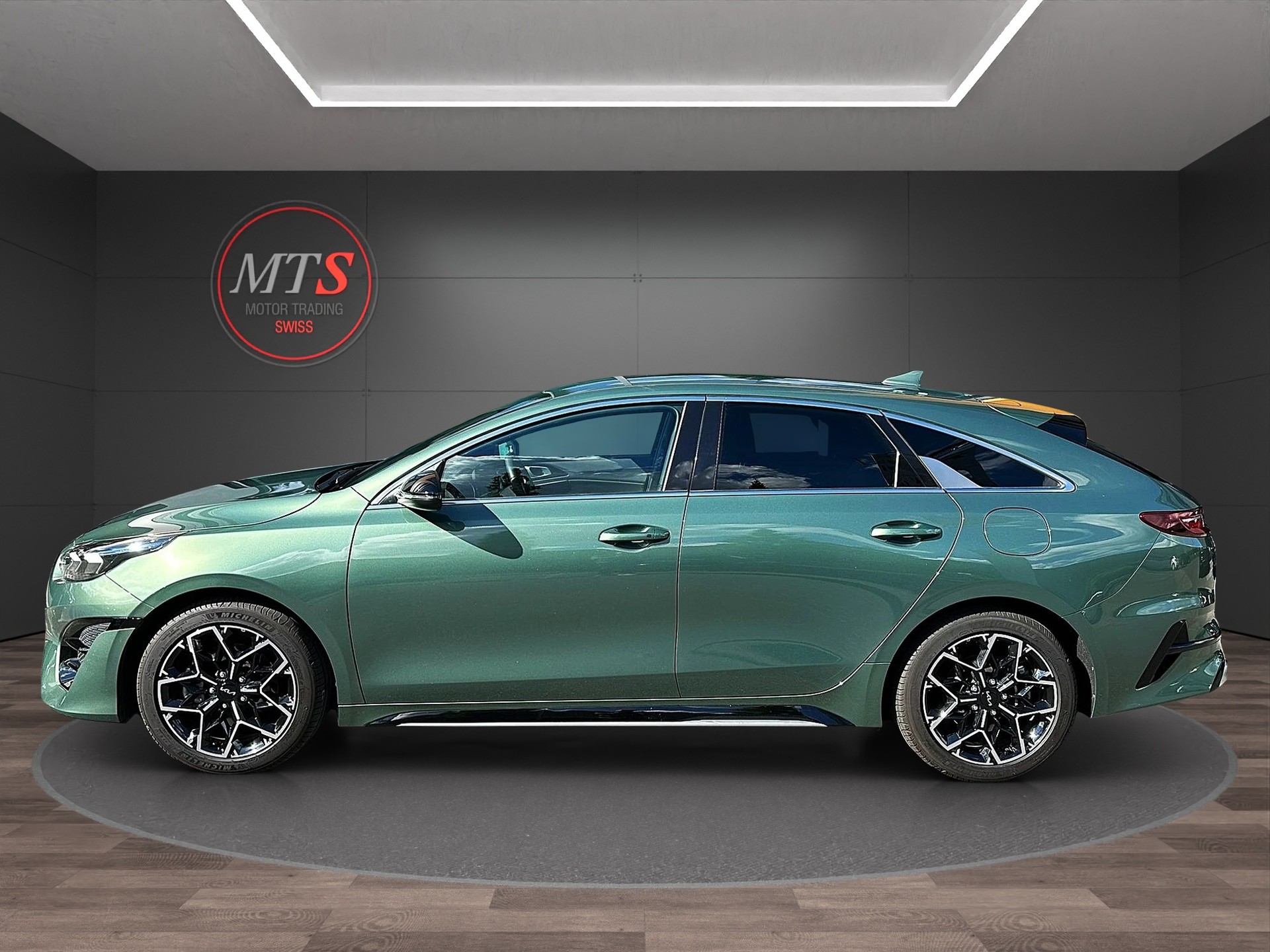 KIA ProCeed 1.5 T-GDi GT-Line Edition DCT-showroom-element-1