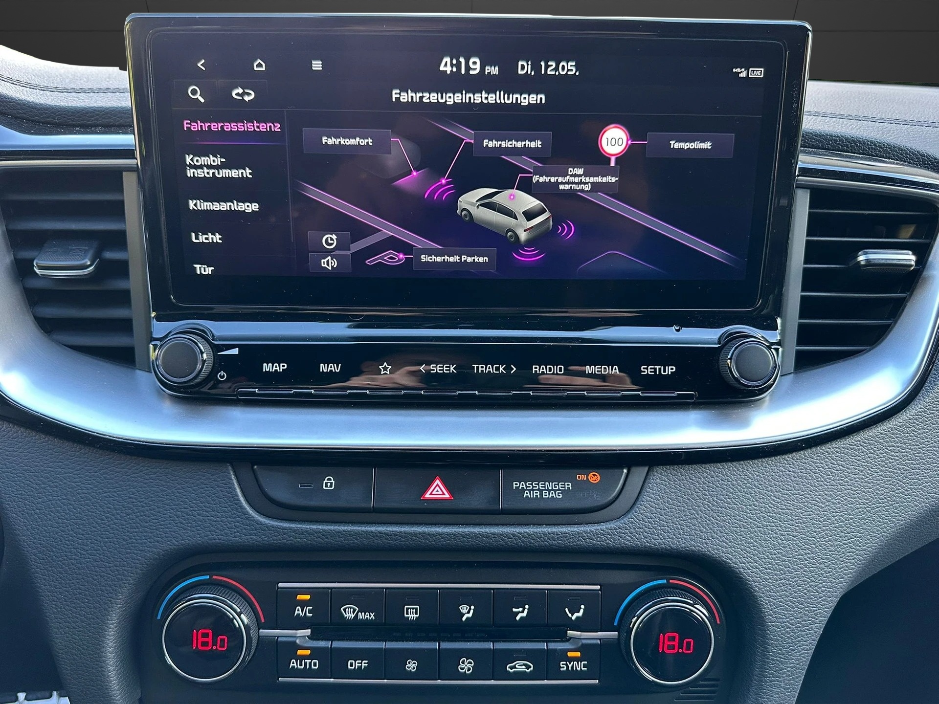 KIA ProCeed 1.5 T-GDi GT-Line Edition DCT-image-12