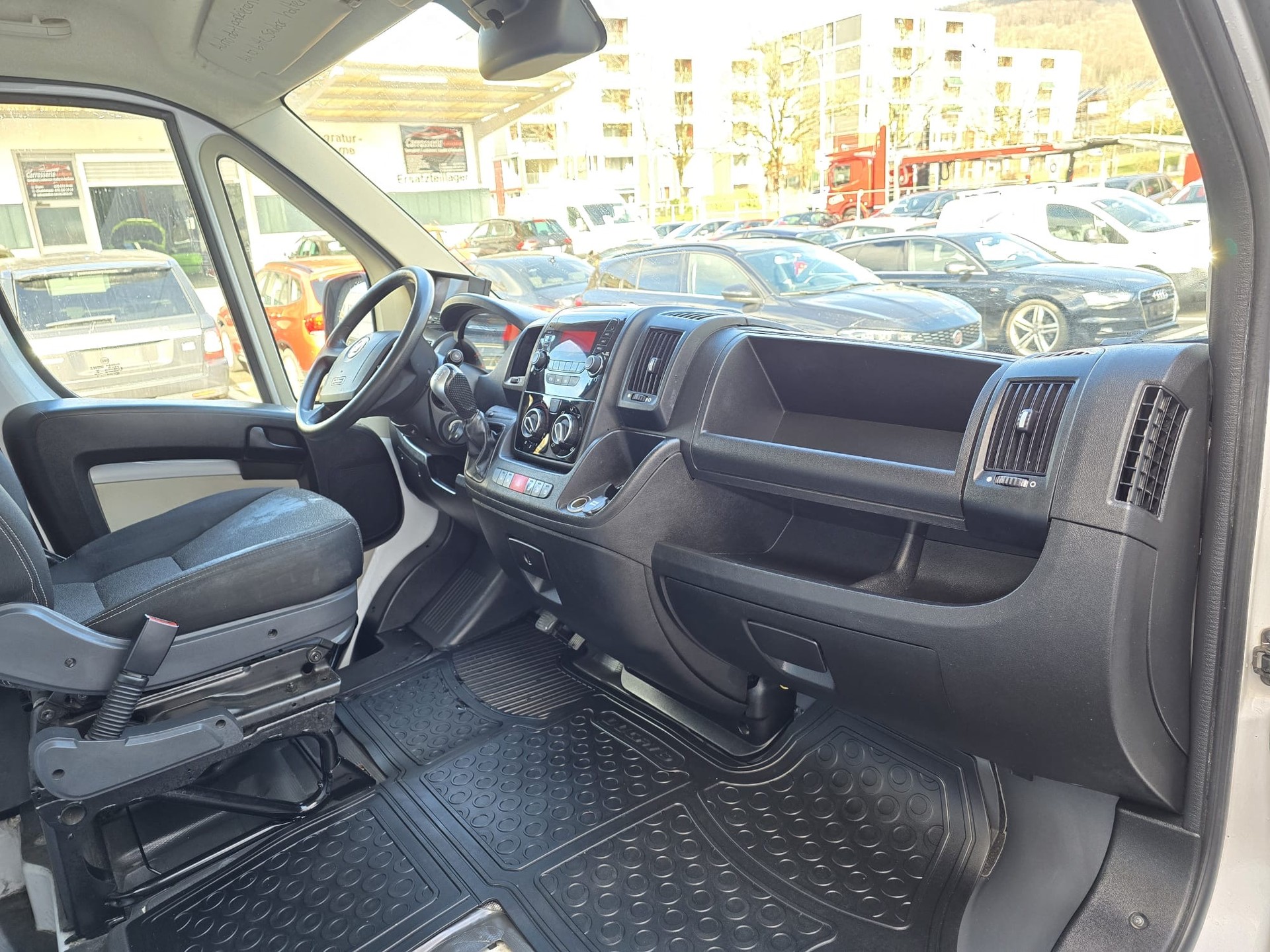 FIAT Ducato 35 2.3 MJ Comfort Matic-image-13