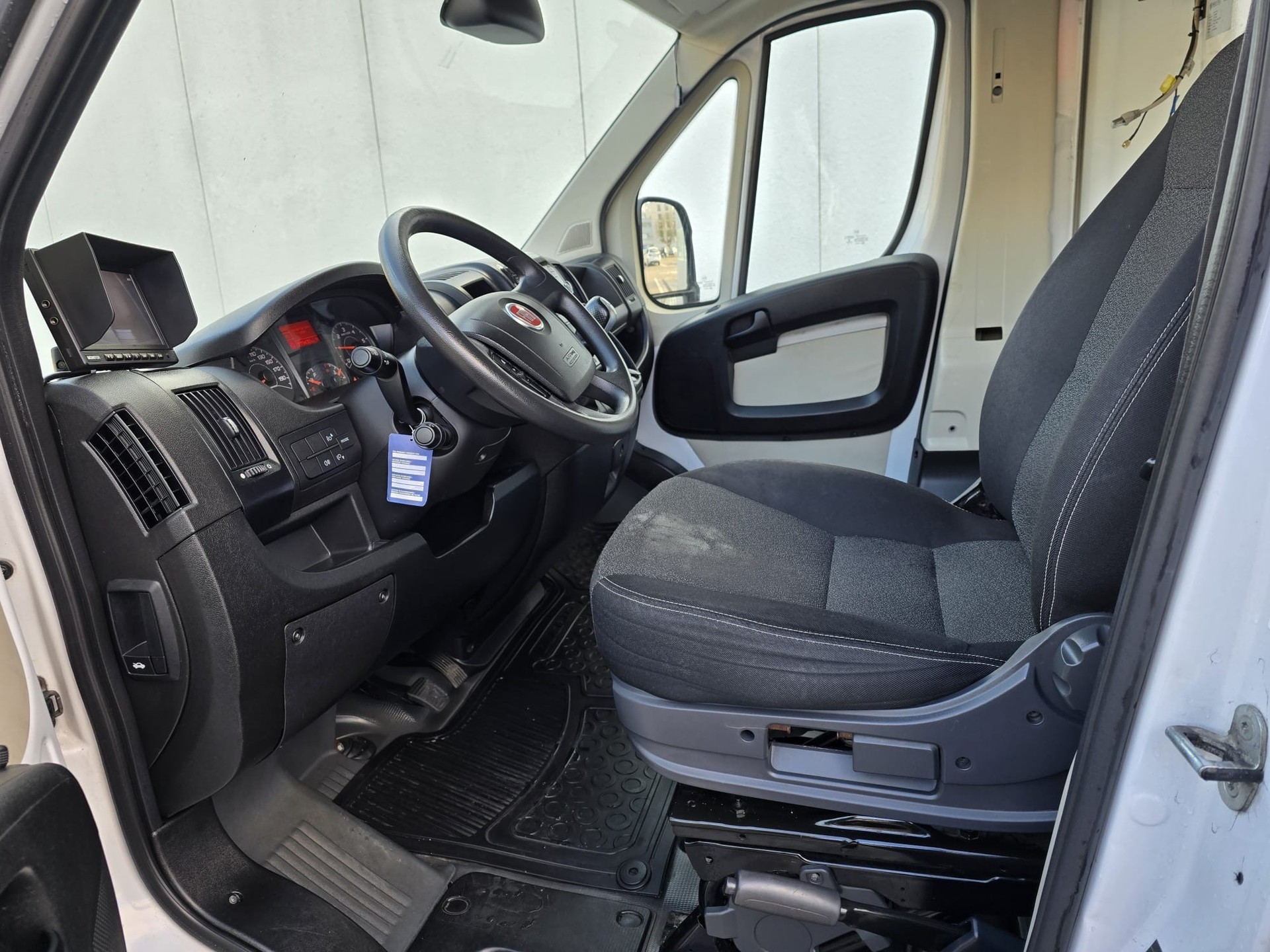FIAT Ducato 35 2.3 MJ Comfort Matic-image-10