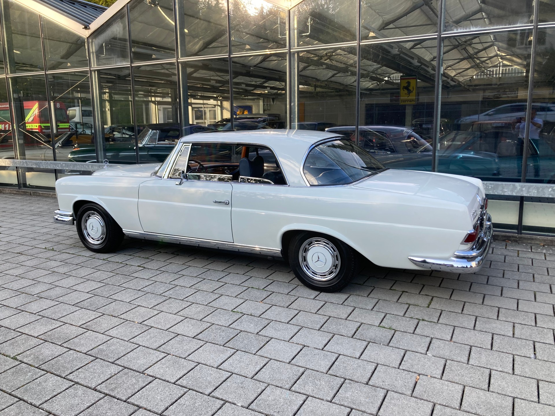 MERCEDES-BENZ SW W111-image-4