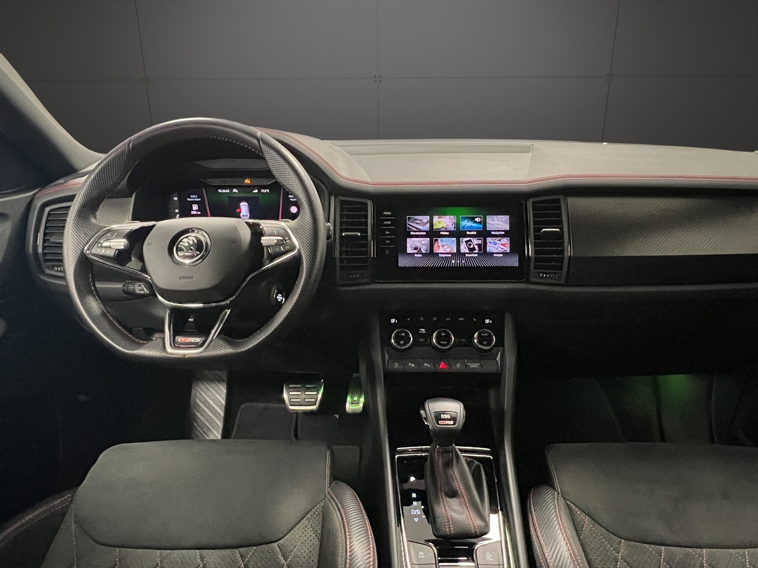 SKODA Kodiaq 2.0 TSI 4x4 RS-image-9