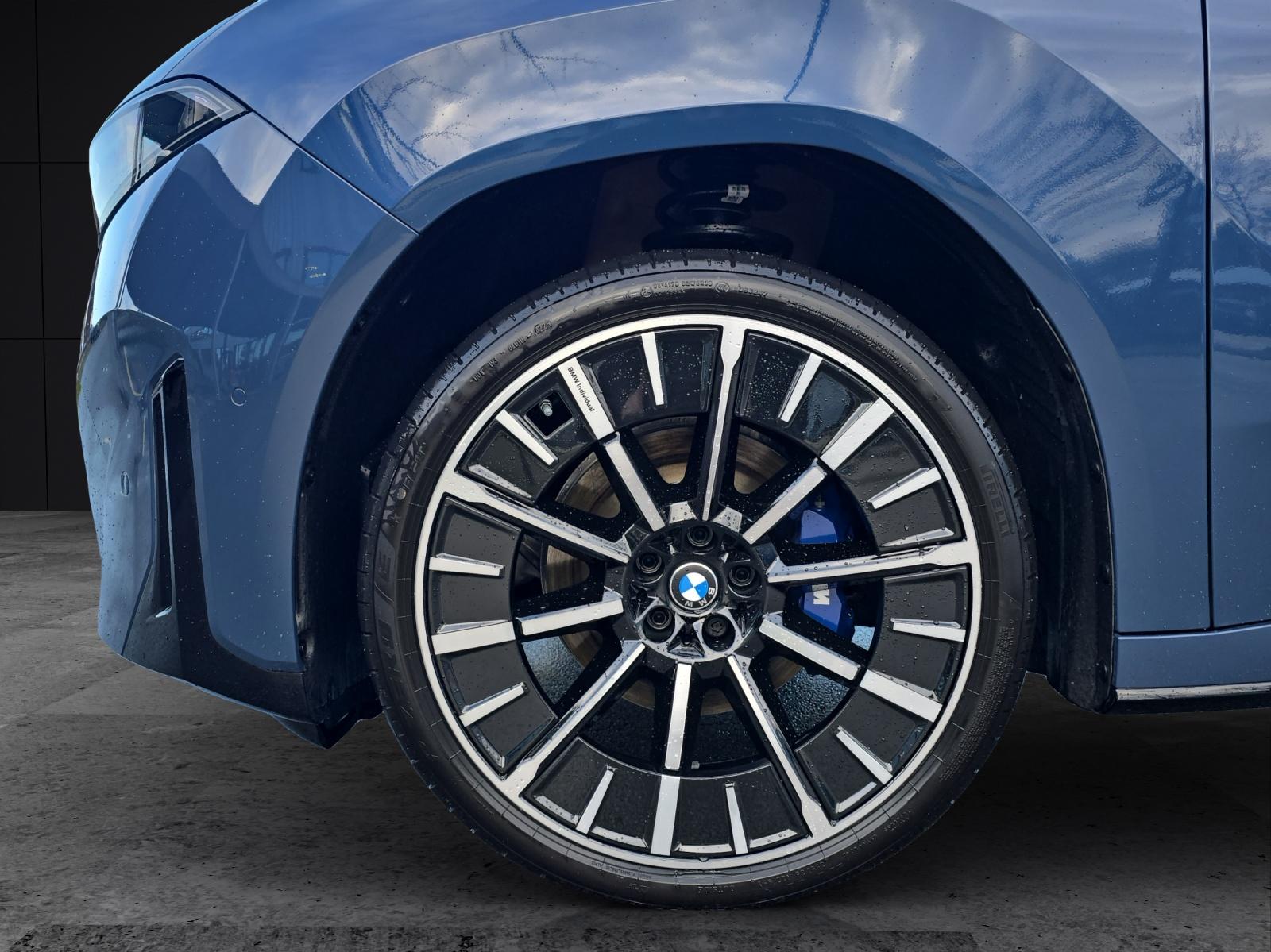 BMW iX3 50 xDrive-image-3