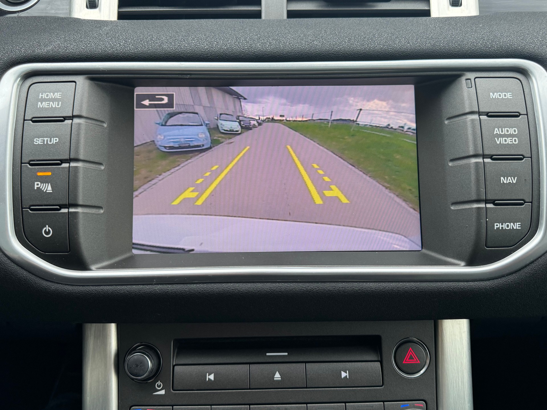 LAND ROVER Range Rover Evoque 2.2 TD4 Prestige AT6-image-11