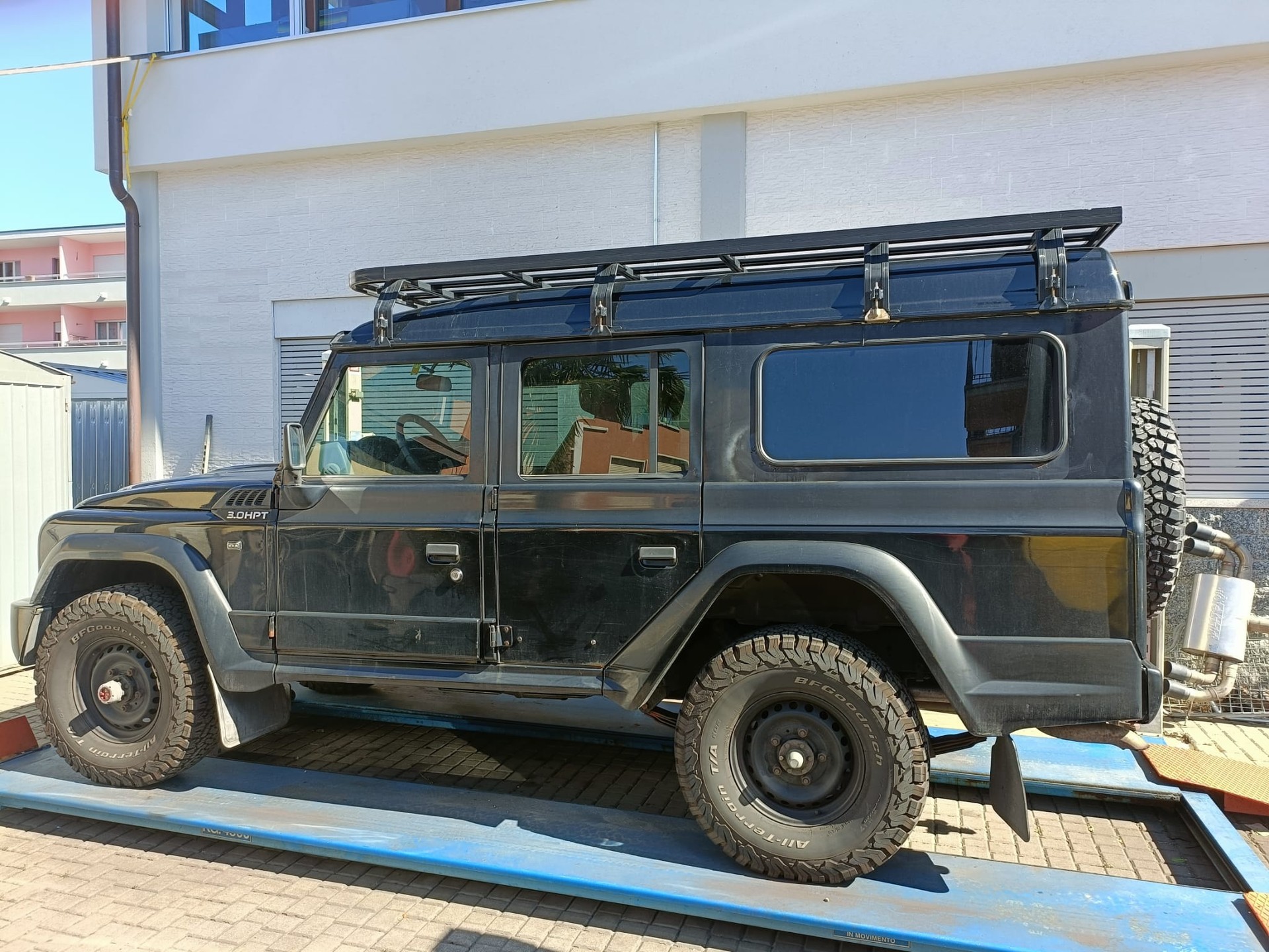 IVECO Massif 3.0 HPT Stationw.-image-1