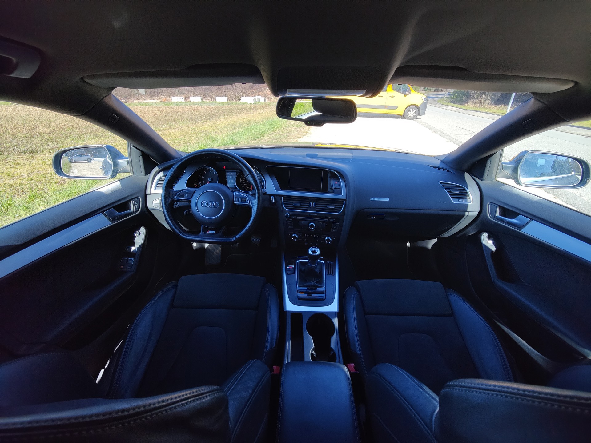AUDI A5 Sportback 1.8 TFSI-image-5