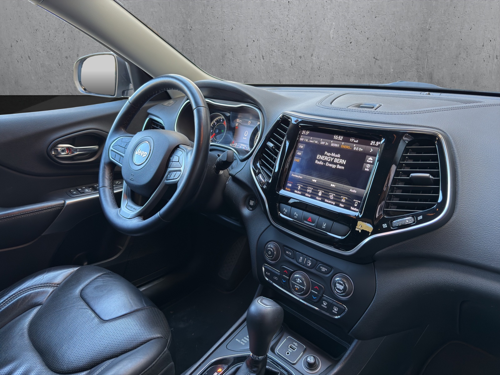 JEEP Cherokee 2.2MJ Limited AWD Drive II 9ATX-image-9