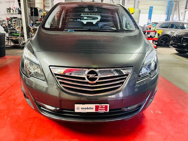 OPEL Meriva 1.7 CDTi Cosmo Automatic-image-2