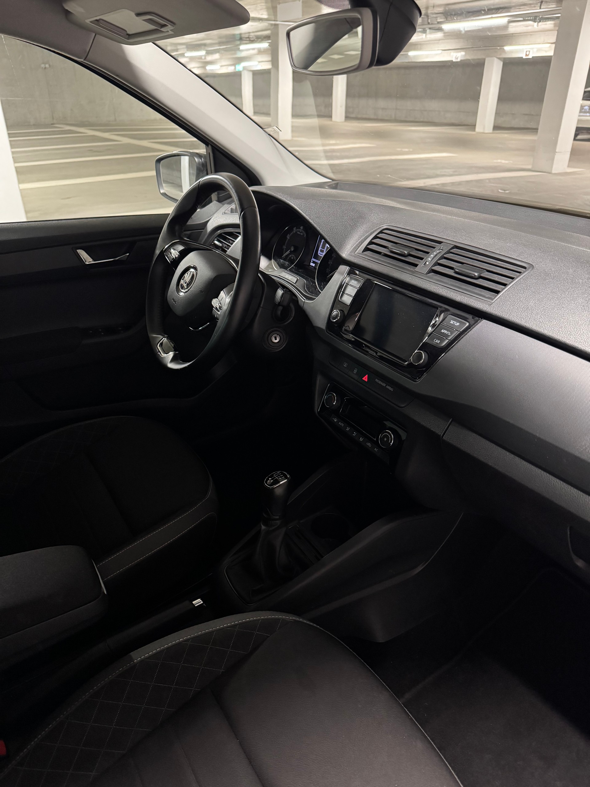 SKODA Fabia Combi 1.0 TSI Ambition-image-6