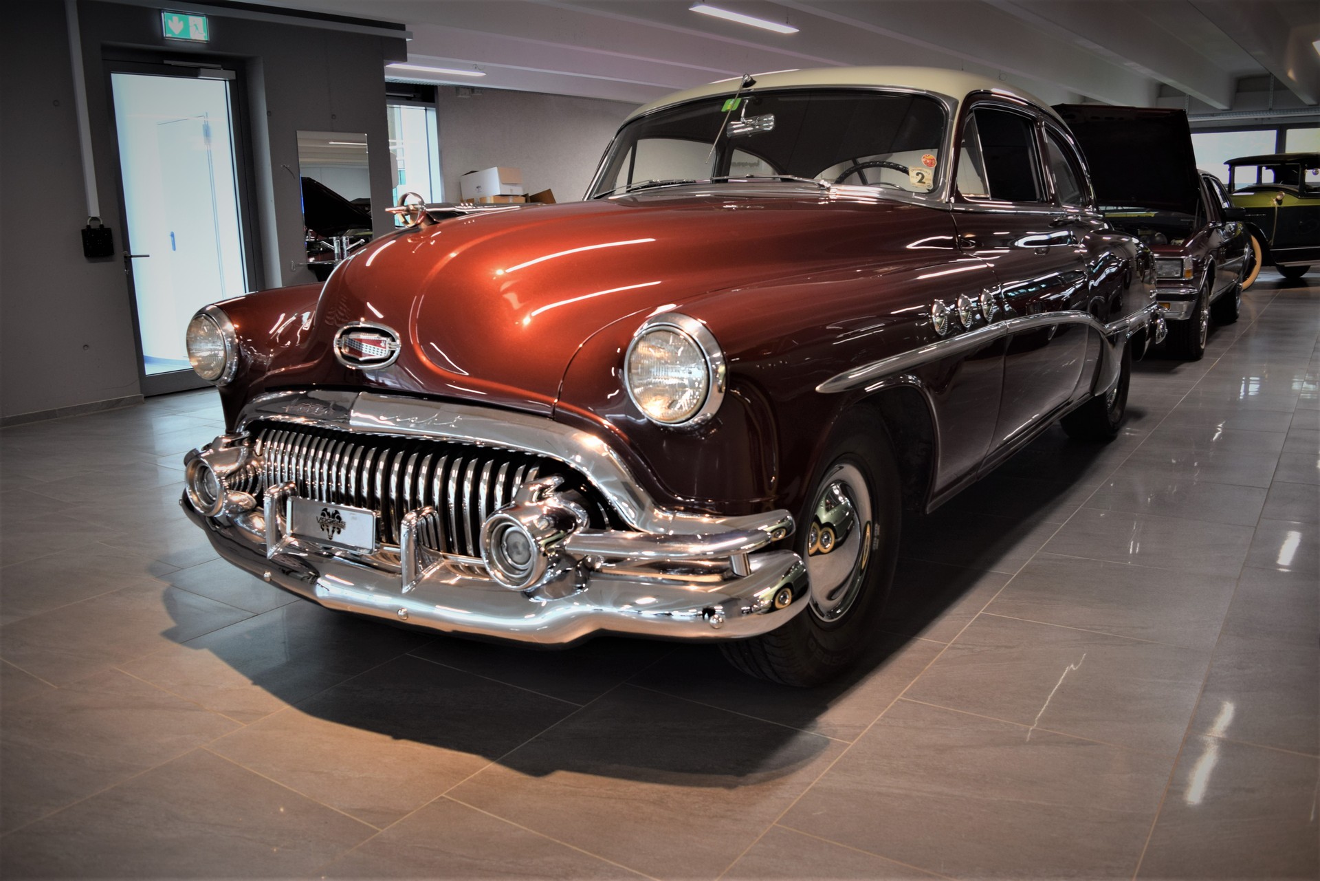BUICK Super Eight 40 Special-showroom-element-1