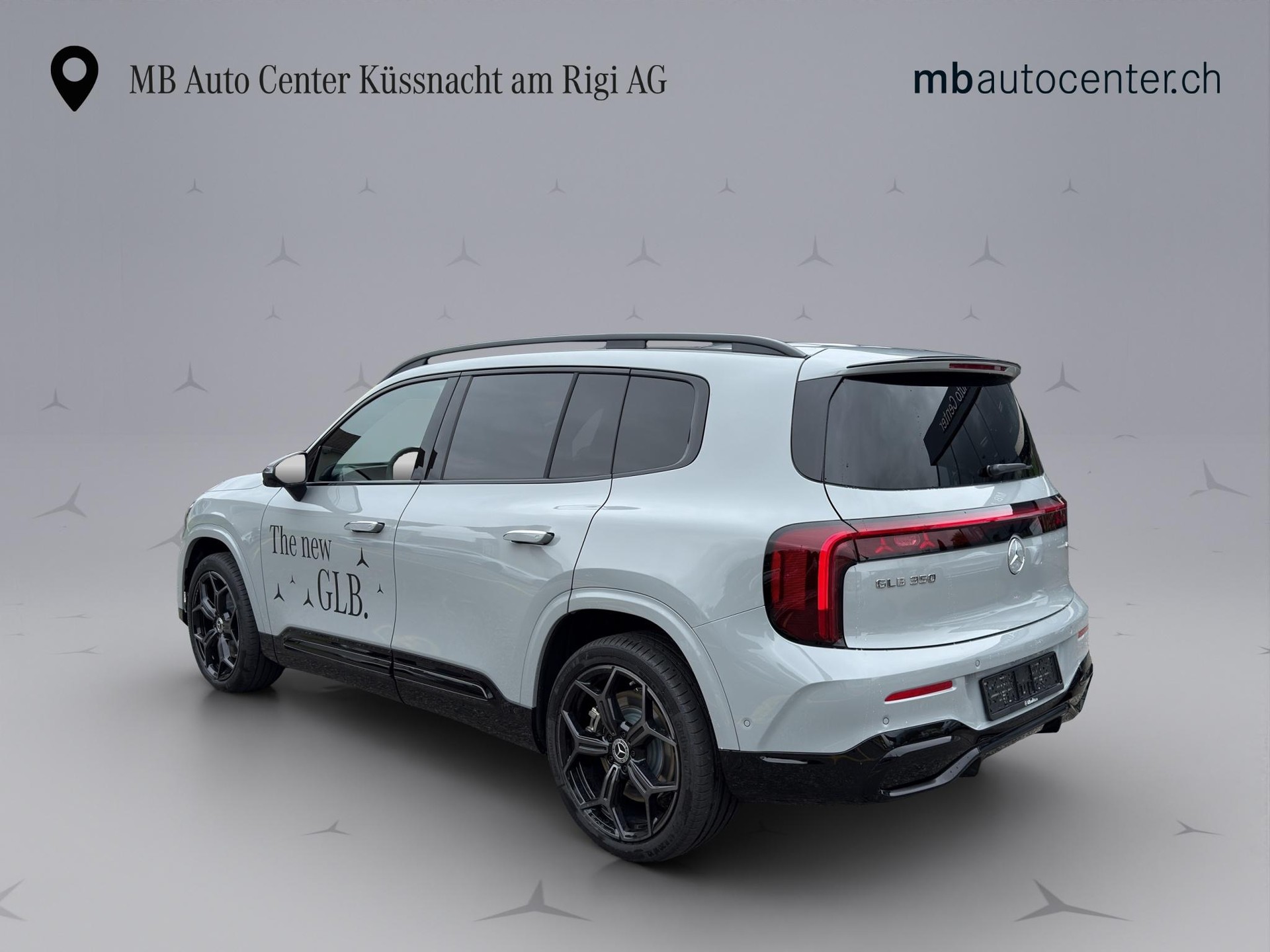 MERCEDES-BENZ GLB 350 4matic-image-4