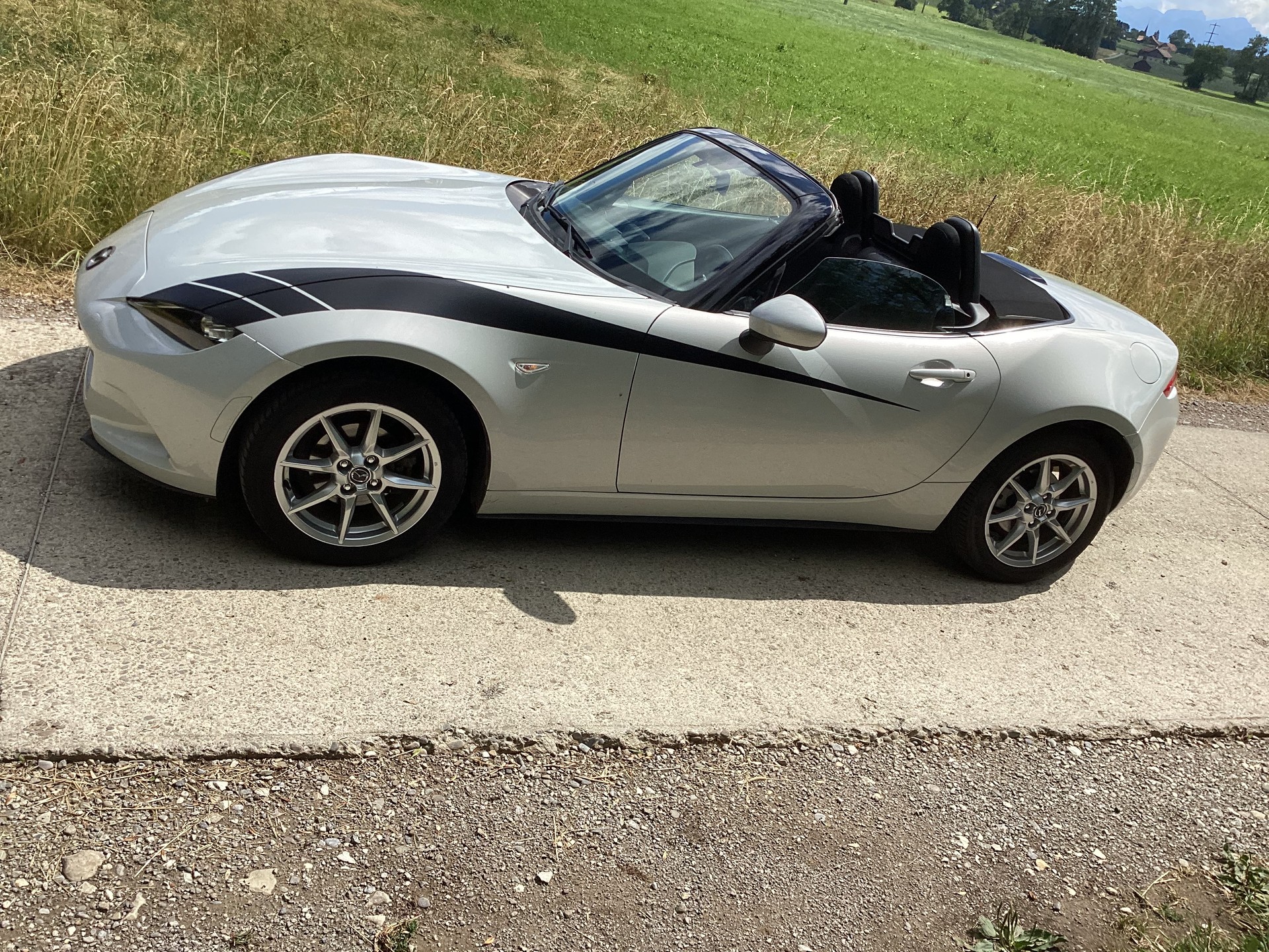 MAZDA MX-5 SKYACTIV-G 131 Challenge-image-5