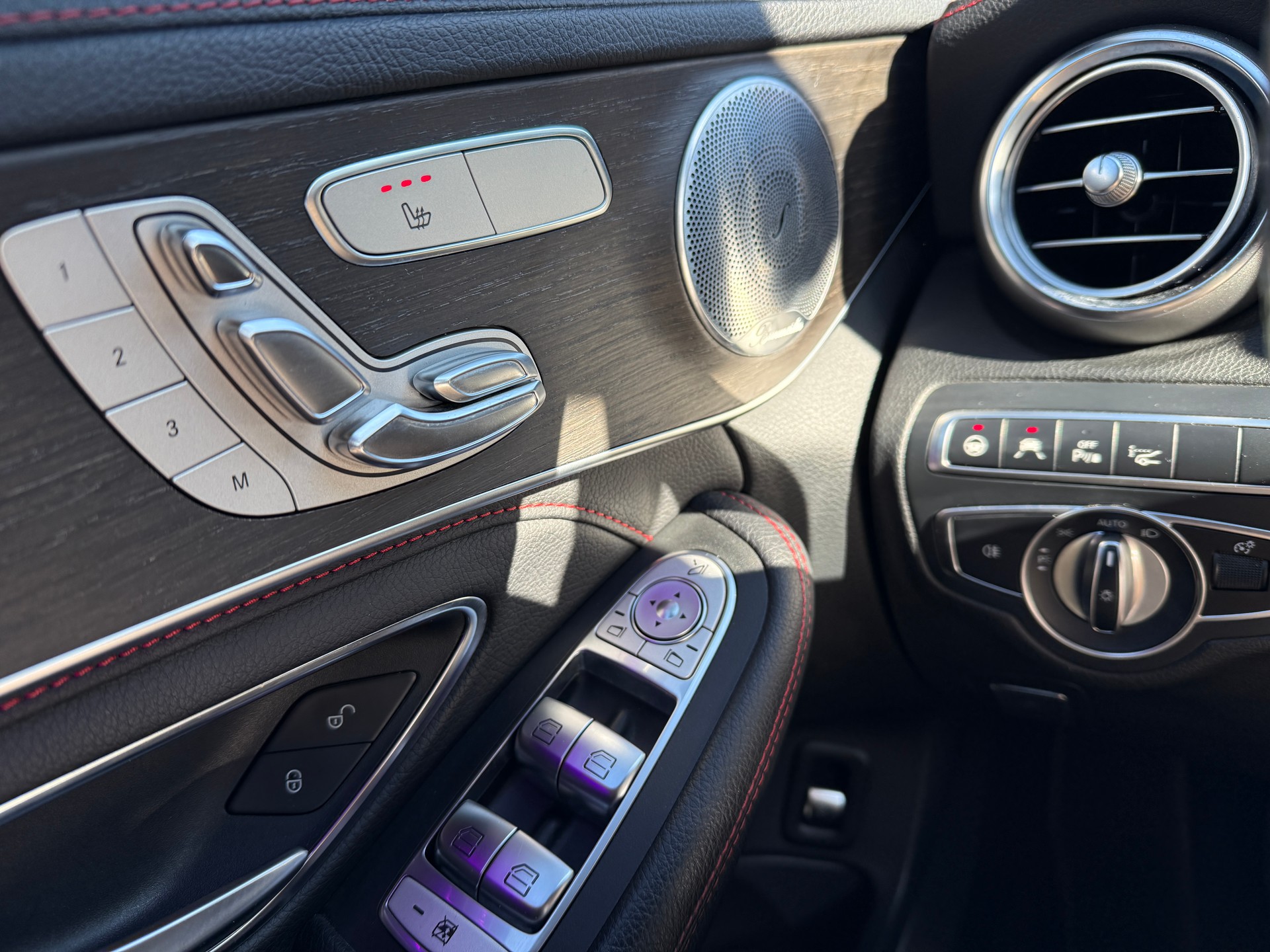 MERCEDES-BENZ C 43 AMG 4Matic-image-12