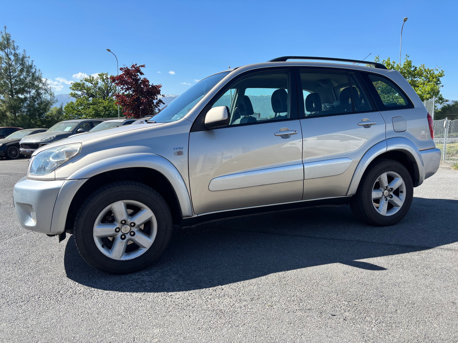 TOYOTA RAV-4 2.0 16V Linea Sol-image-1