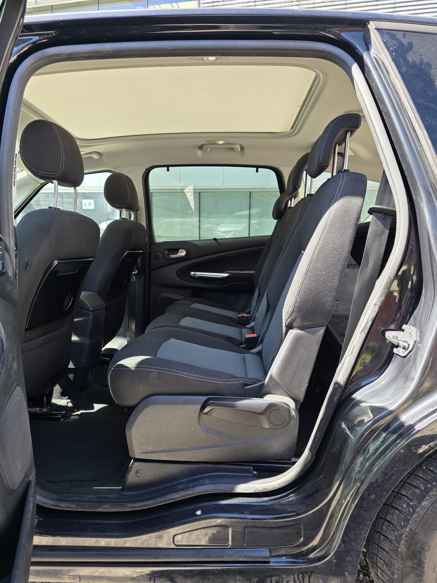 FORD S-Max 1.6 SCTi Titanium-image-9