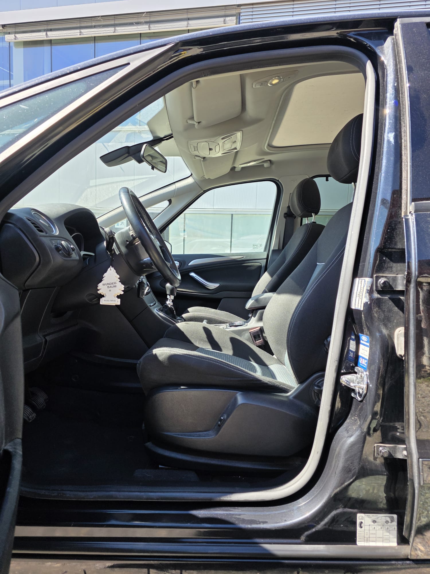 FORD S-Max 1.6 SCTi Titanium-image-6