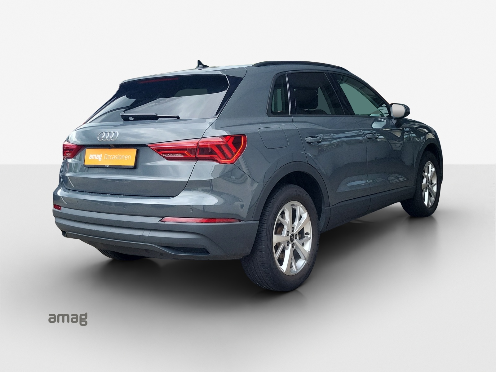 AUDI Q3 45 TFSI e S-tronic-image-4