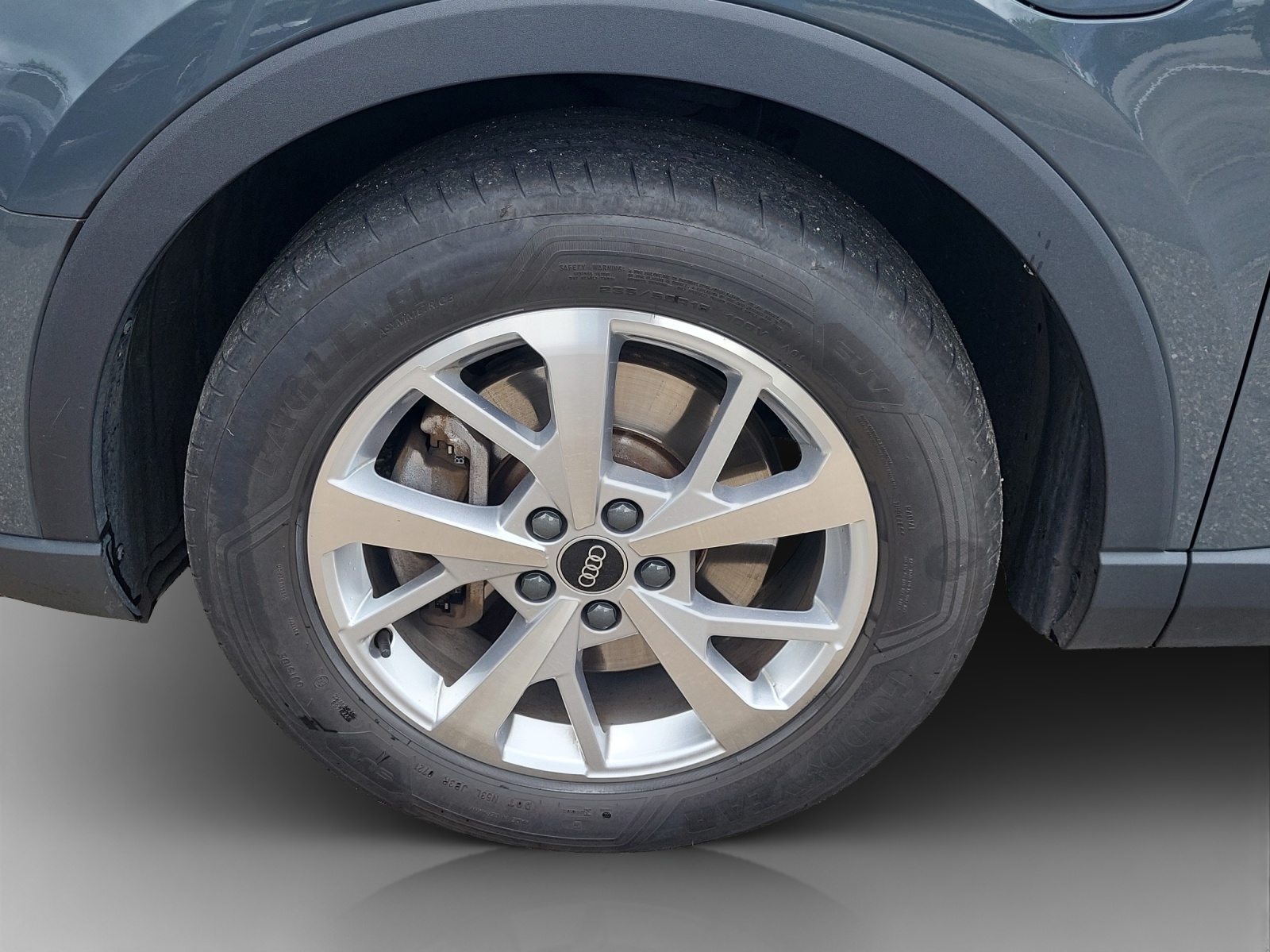 AUDI Q3 45 TFSI e S-tronic-image-13