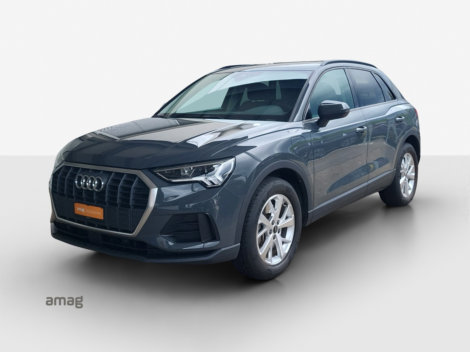 AUDI Q3 45 TFSI e S-tronic-image-0