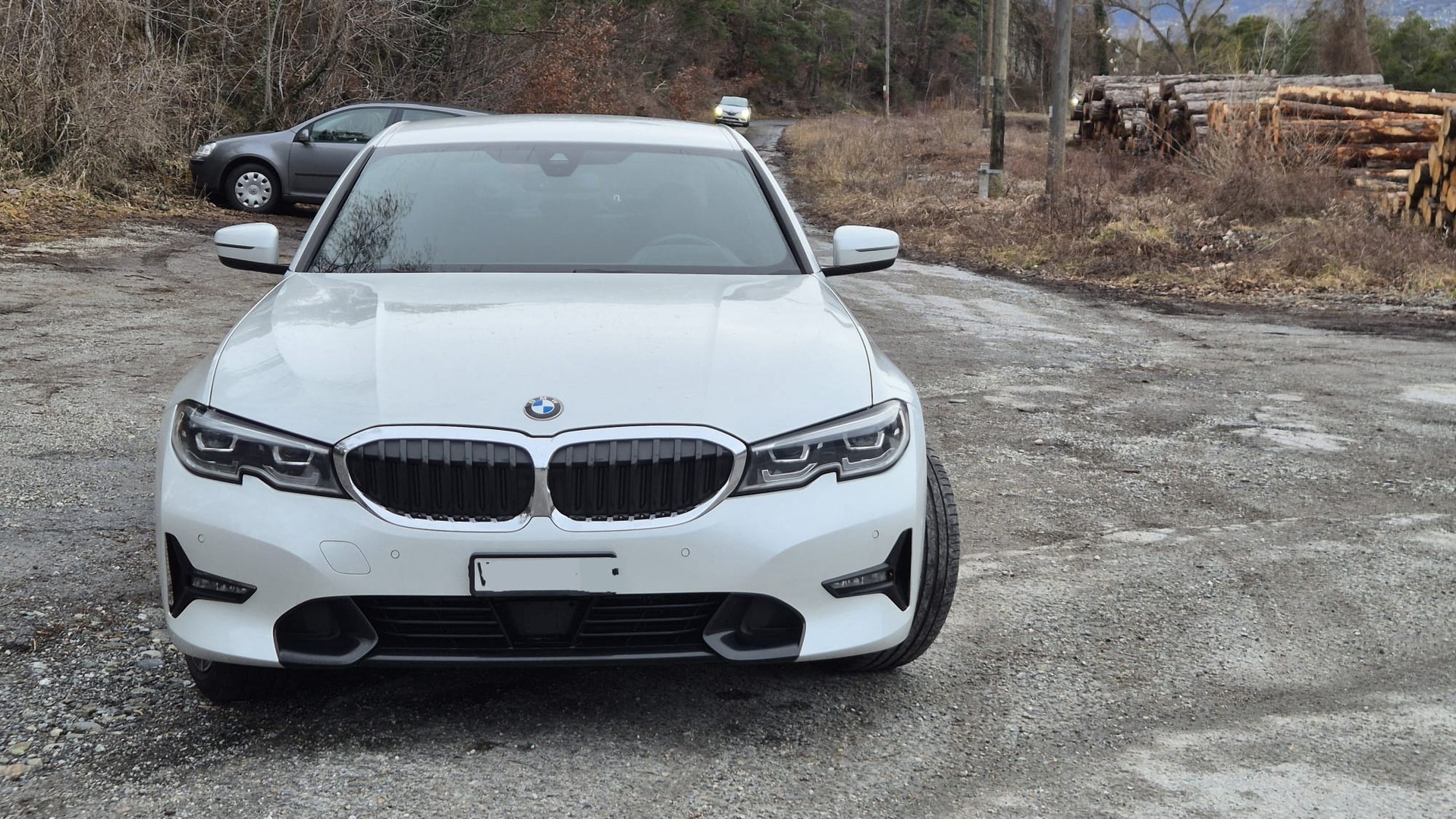 BMW 320d xDrive-image-7