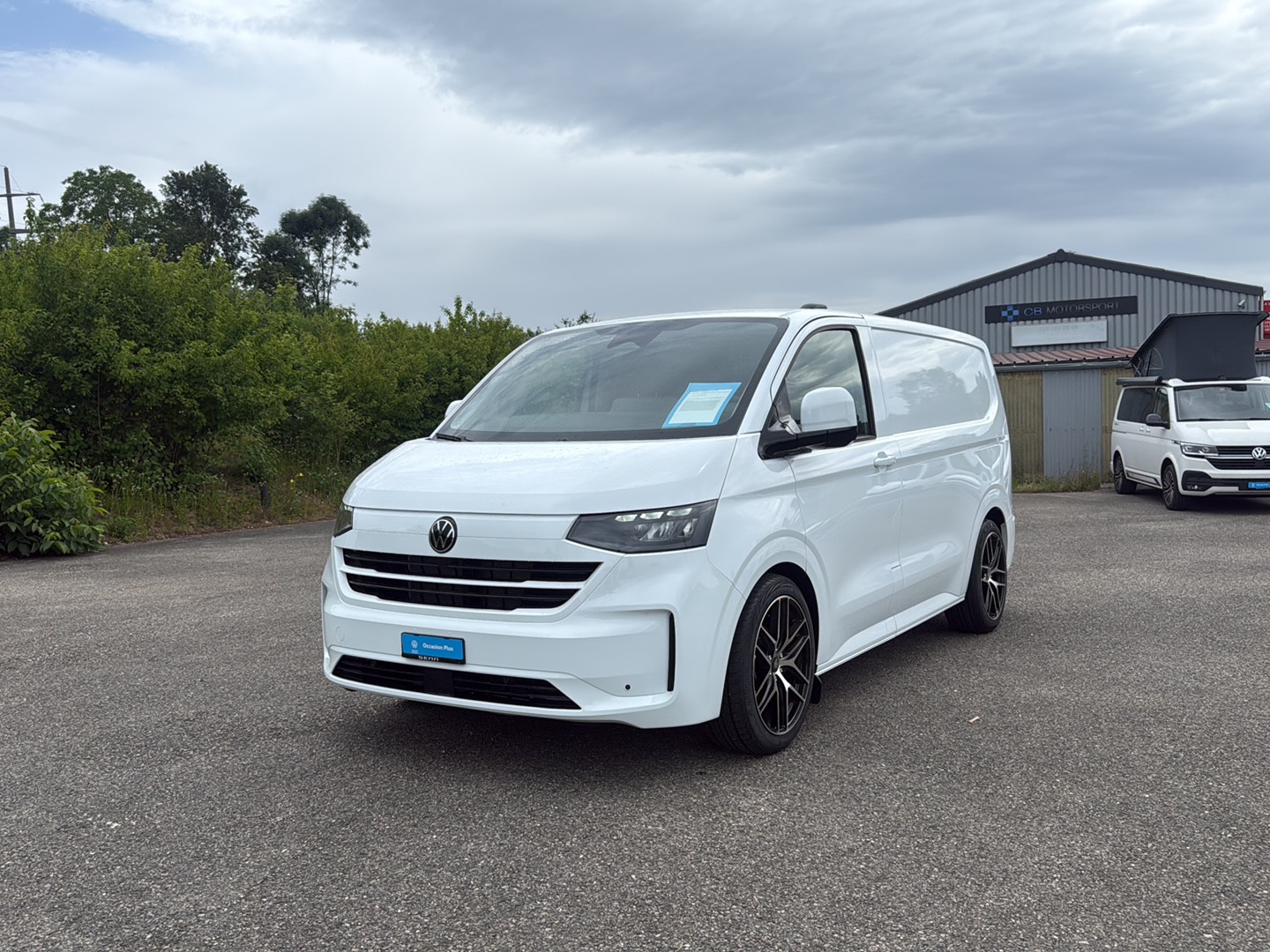VW Transporter 2.0 TDI Edition Automat-image-0