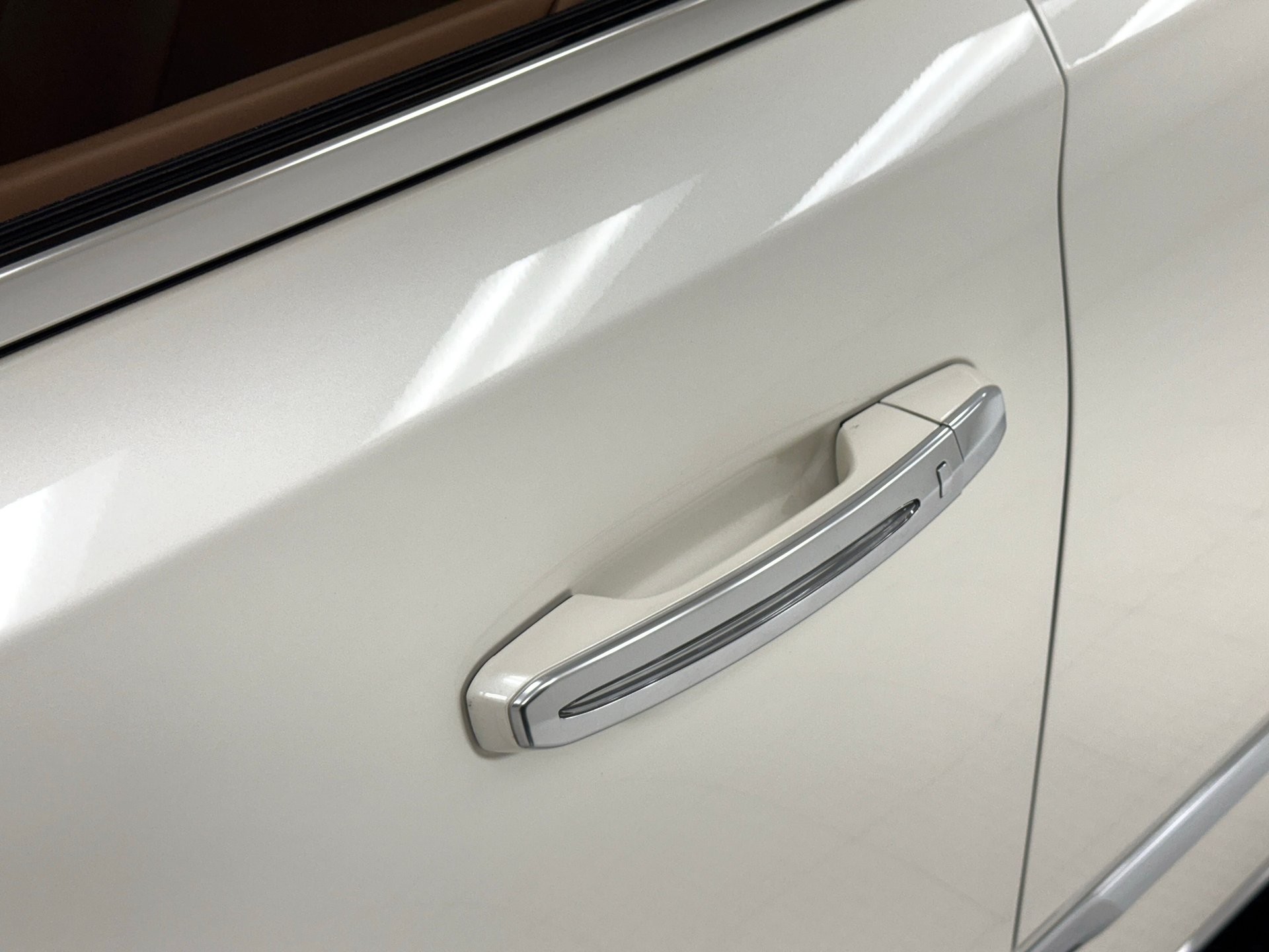 CADILLAC 6.2 V8 Platinum-image-5