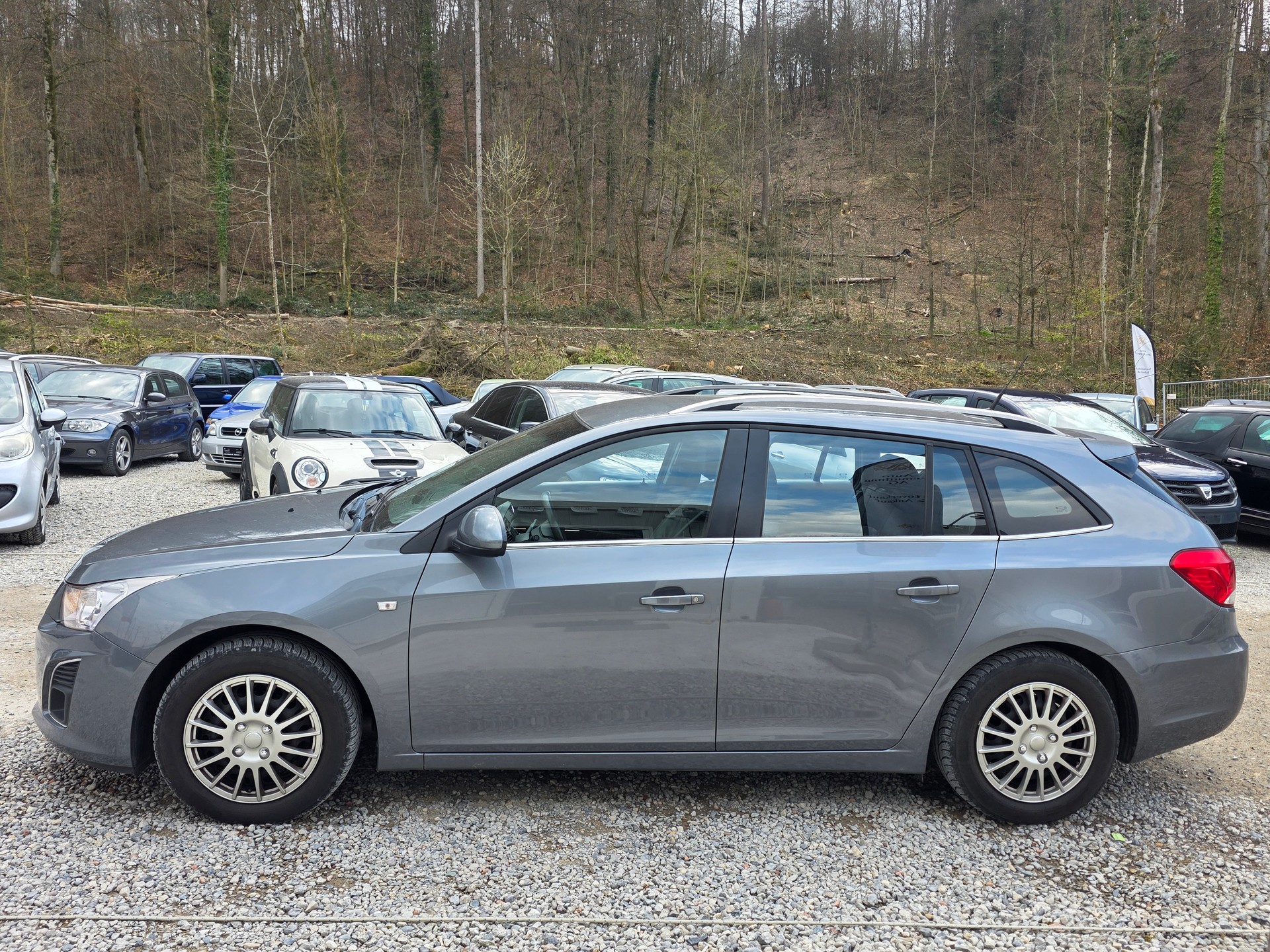 CHEVROLET Cruze Station Wagon*** Frisch ab MFK / Frisch ab Service / 12MT Garantie / Gratis Lieferung 1.4 T LTZ ***-showroom-element-1