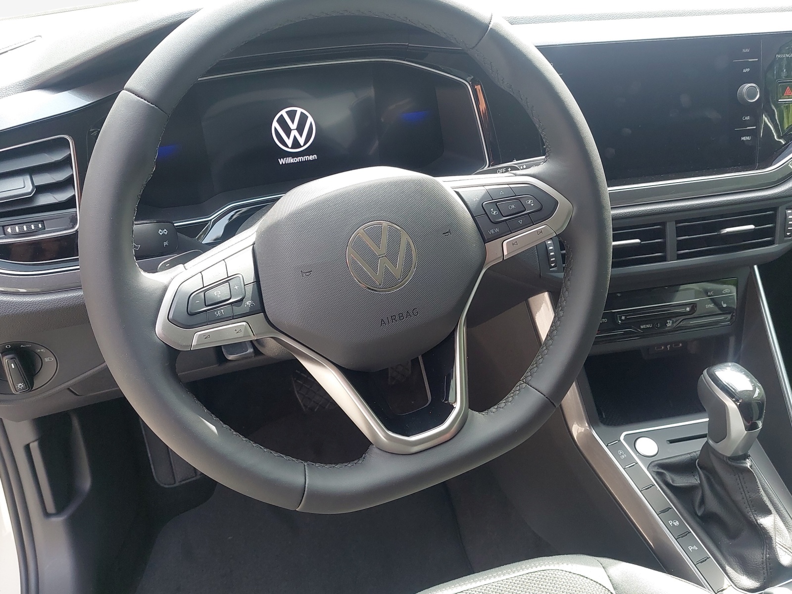 VW Polo 1.0 TSI Style DSG-image-9