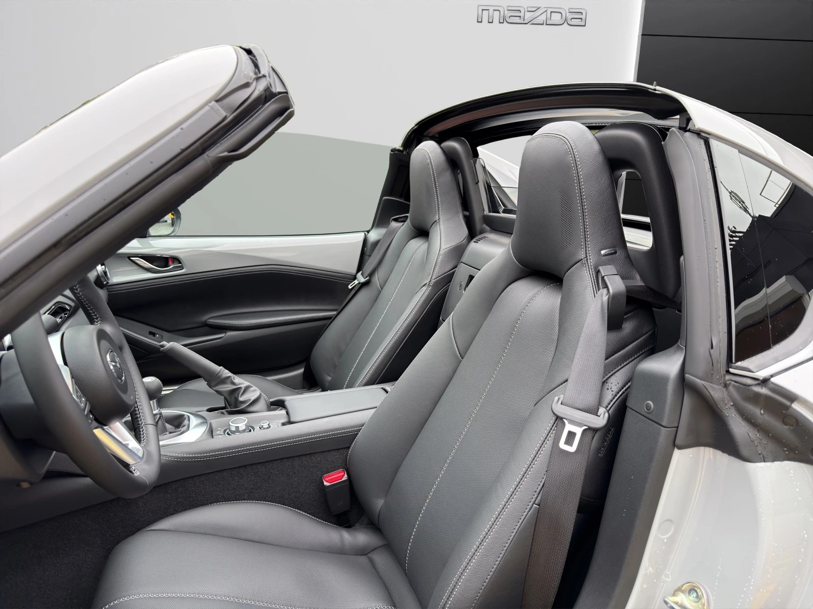 Image MAZDA MX-5 MX-5 RF Skyactiv-G 132 Exclusive-line