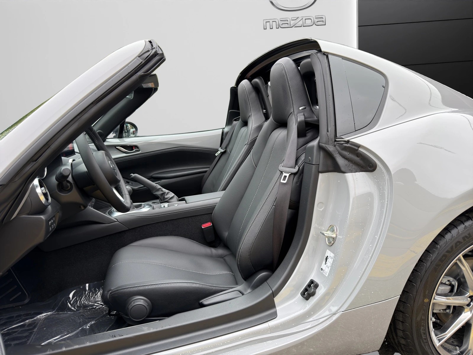 Image MAZDA MX-5 MX-5 RF Skyactiv-G 132 Exclusive-line