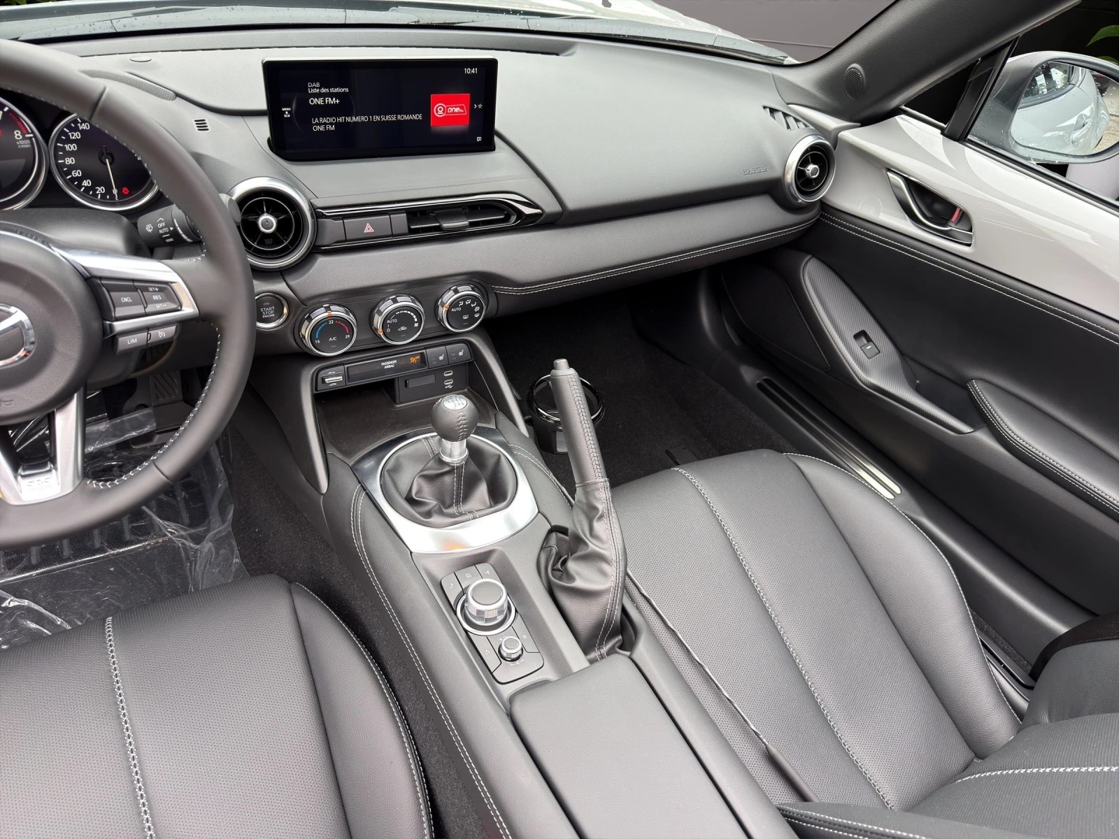 Image MAZDA MX-5 MX-5 RF Skyactiv-G 132 Exclusive-line
