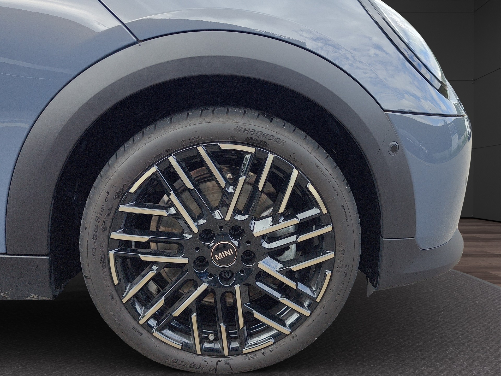 MINI Cabrio F67 2.0i Cooper S-image-10