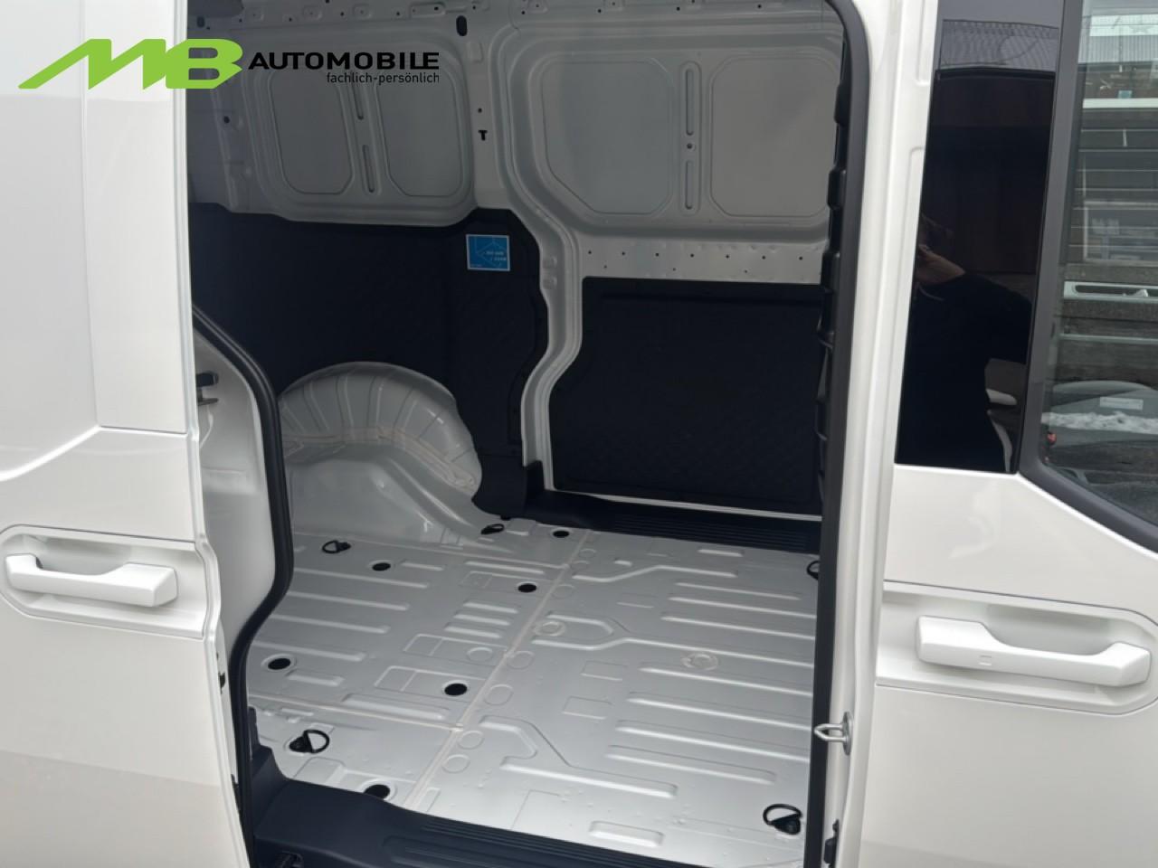 KIA PV5 Cargo 71.2 kWh Elite-image-11
