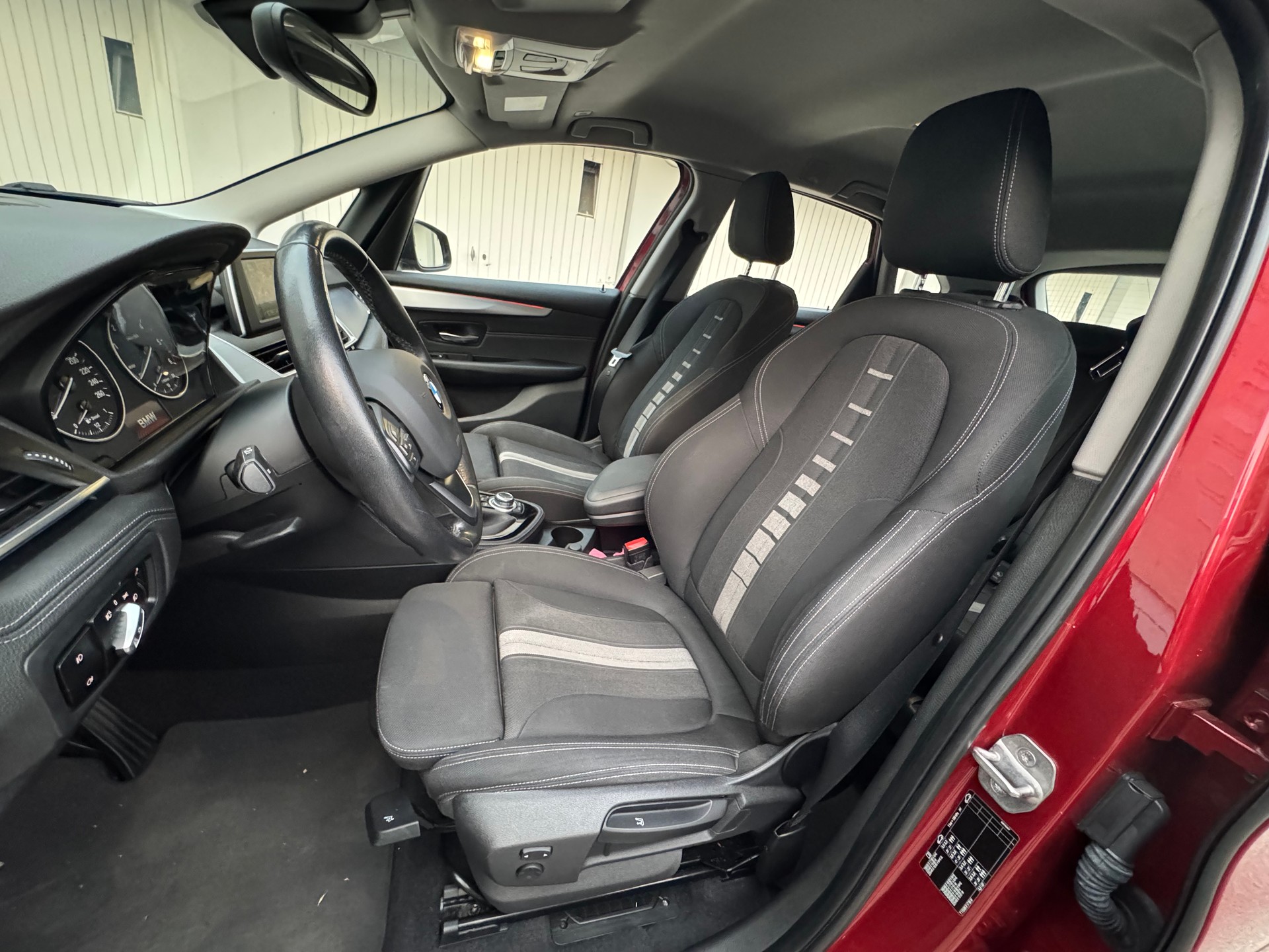 BMW 218d Active Tourer sport-image-9