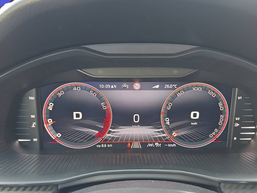 SKODA Kamiq 1.5 TSI Monte Carlo DSG-image-16