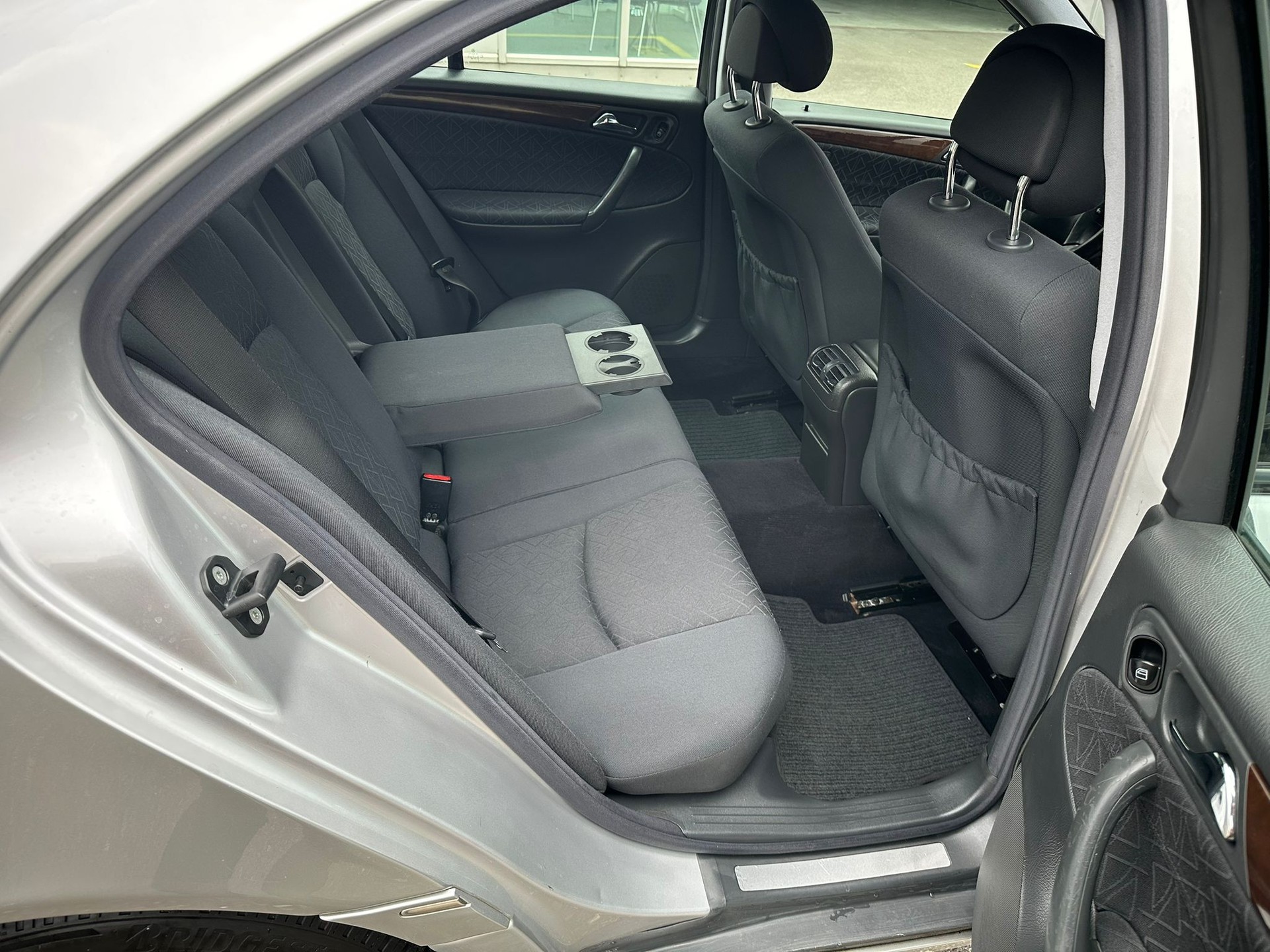 MERCEDES-BENZ C 240 Elégance 4Matic Automatic-image-13