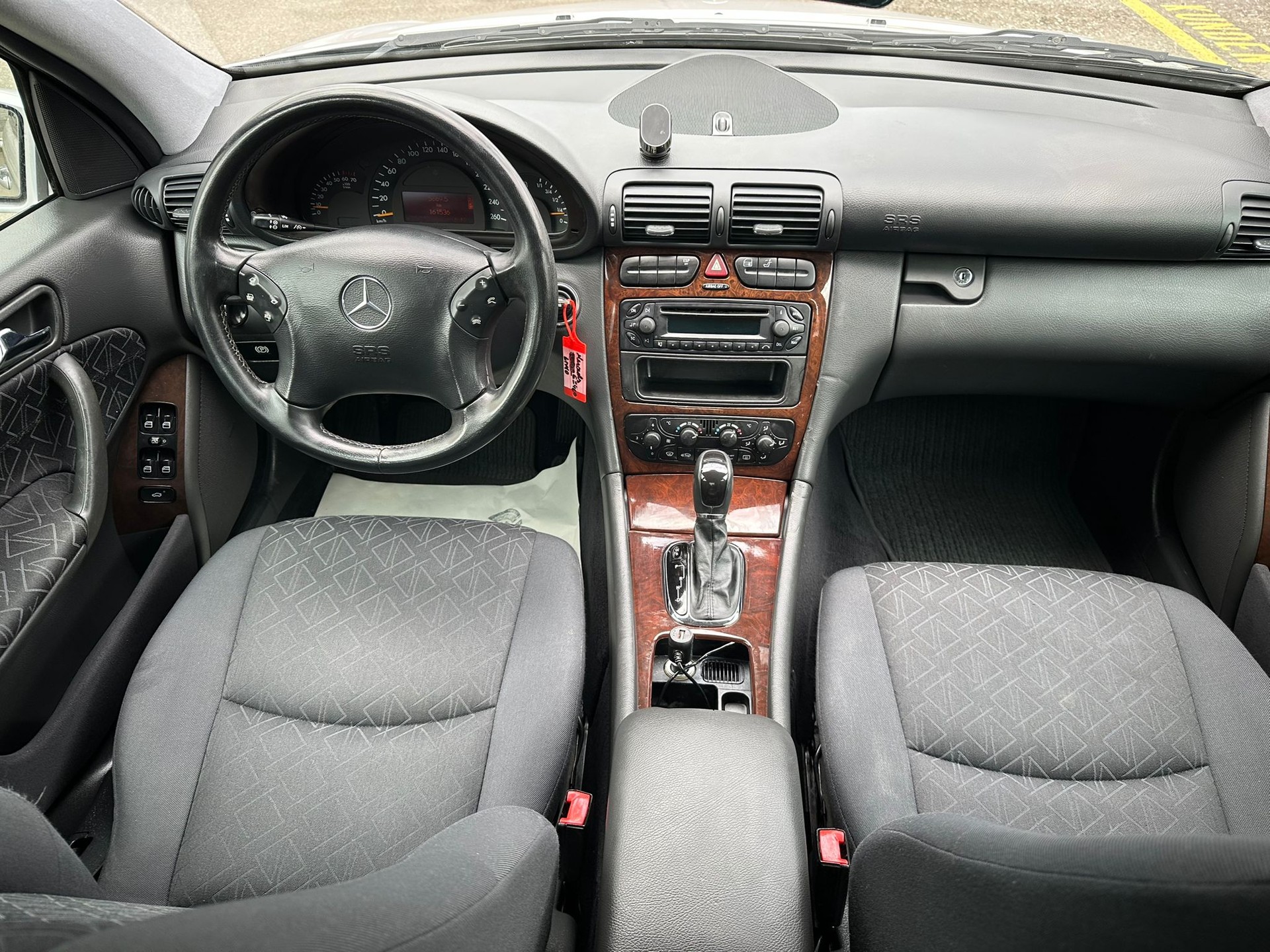 MERCEDES-BENZ C 240 Elégance 4Matic Automatic-image-12